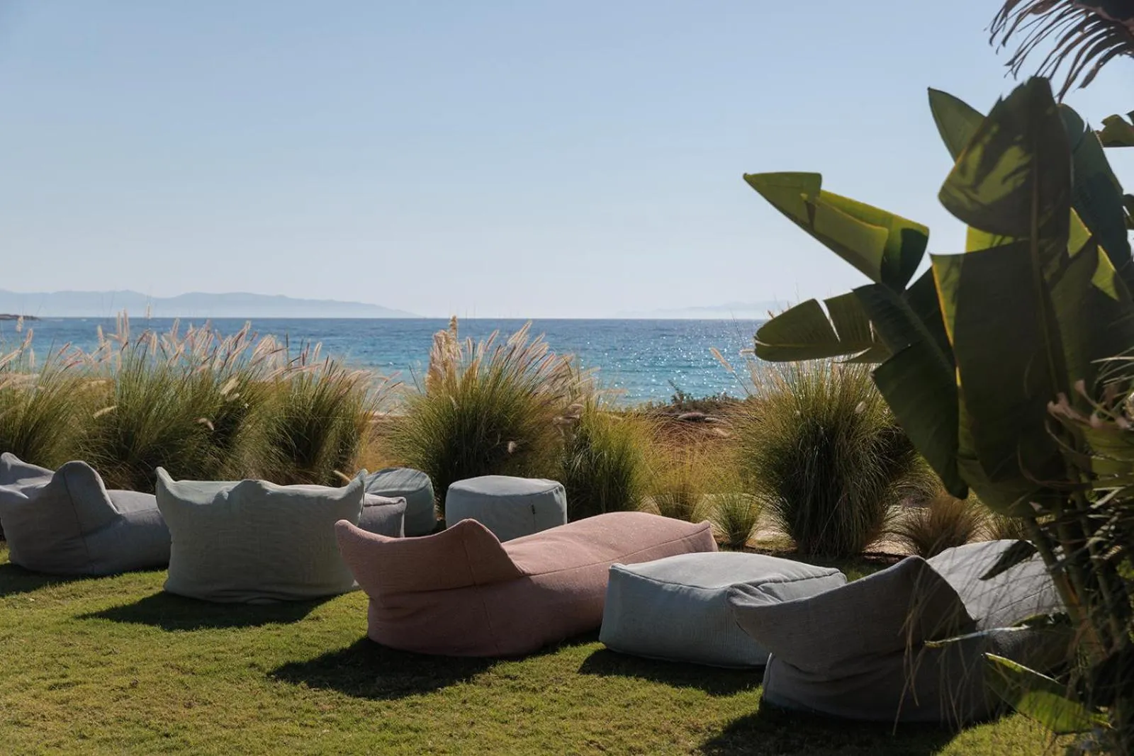 Seating area in Eden Beachfront Residences & Suites