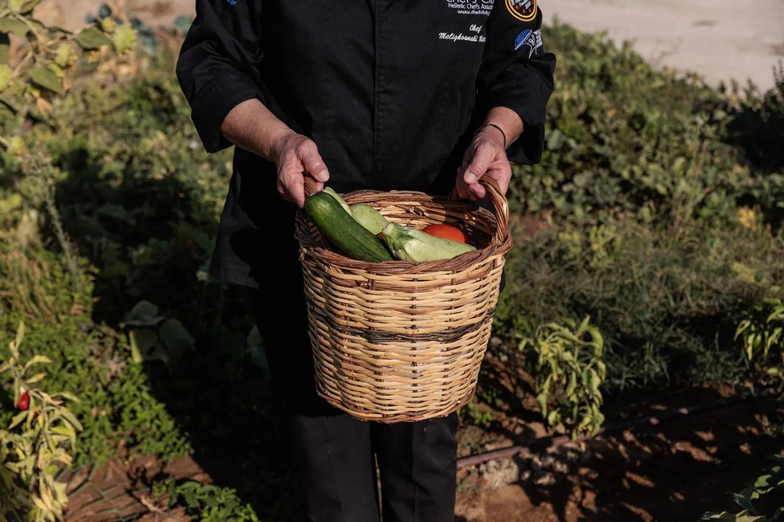 Food and drinks in Eden Beachfront Residences & Suites
