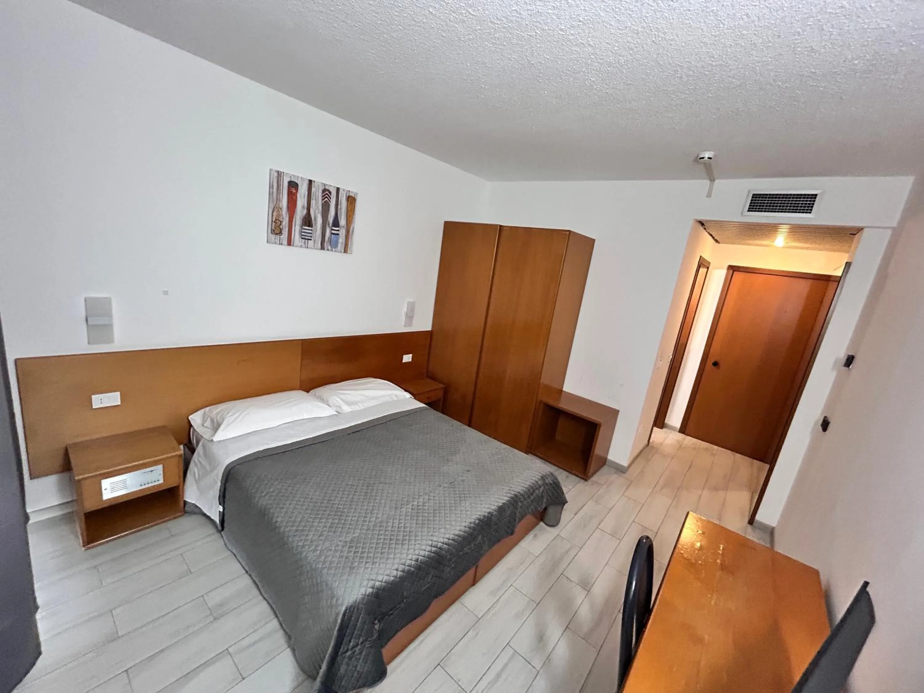 Bedroom, Bed in La Fenice Hotel