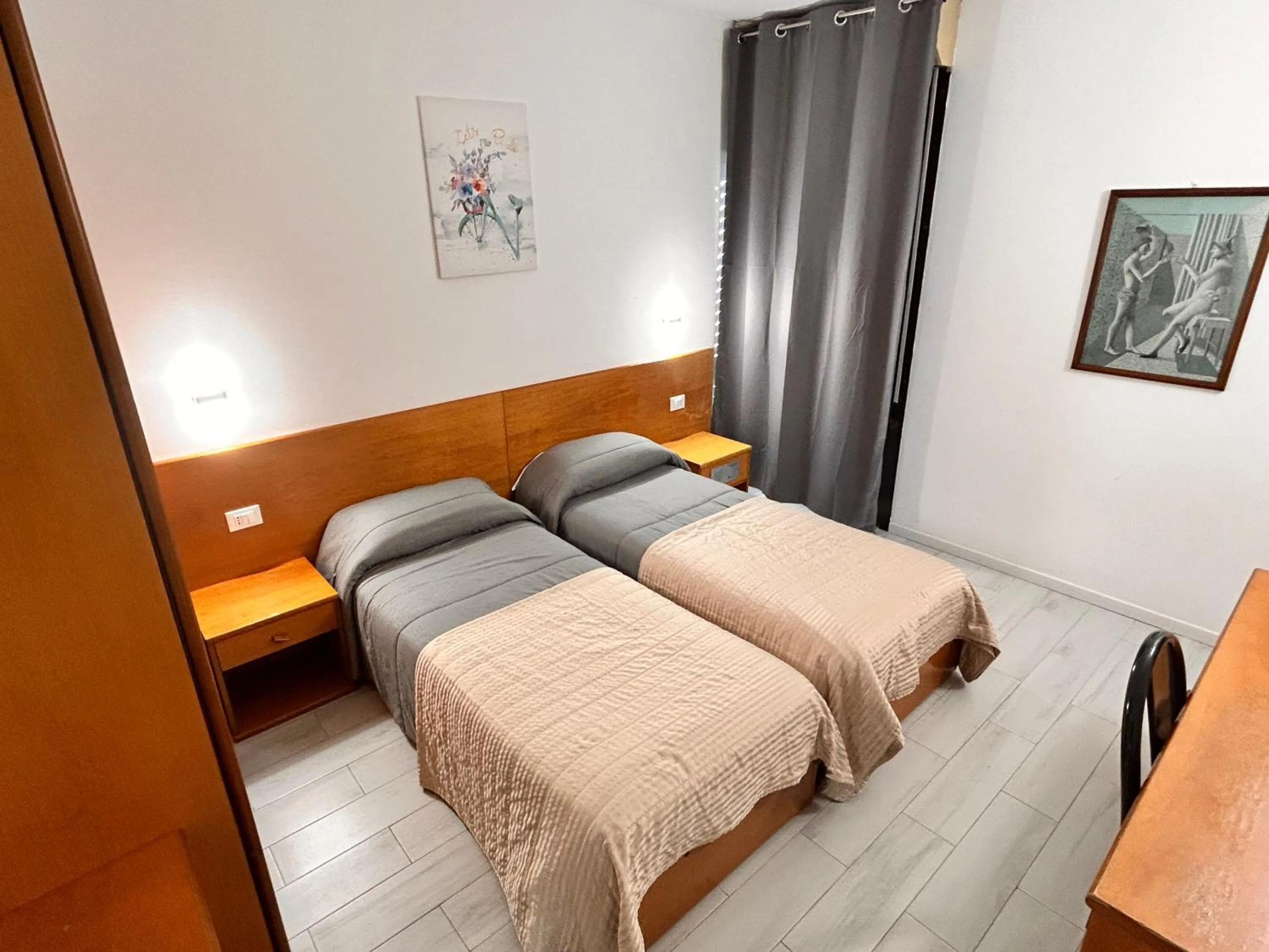 Bedroom, Bed in La Fenice Hotel