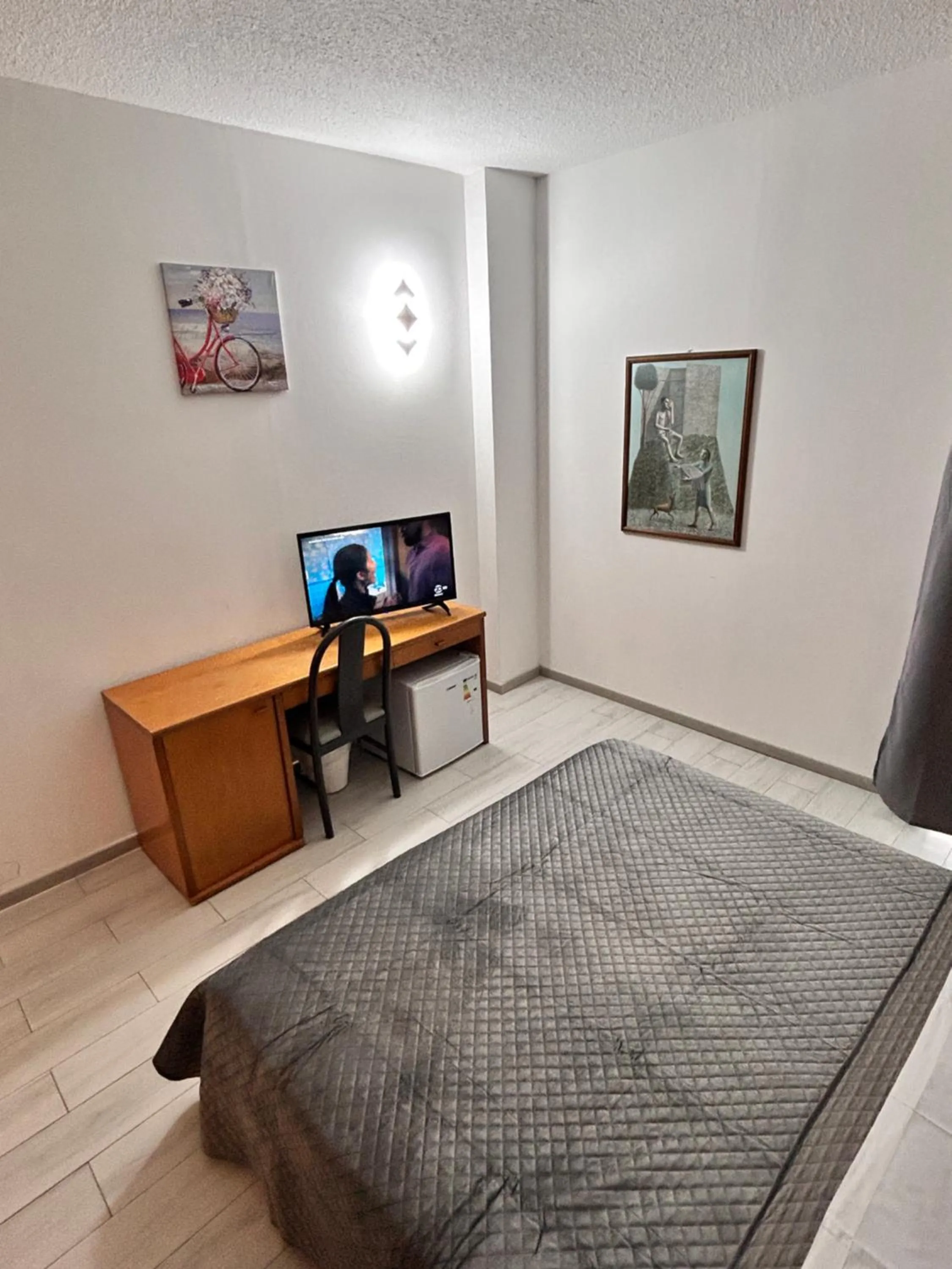 Bedroom, Bed in La Fenice Hotel