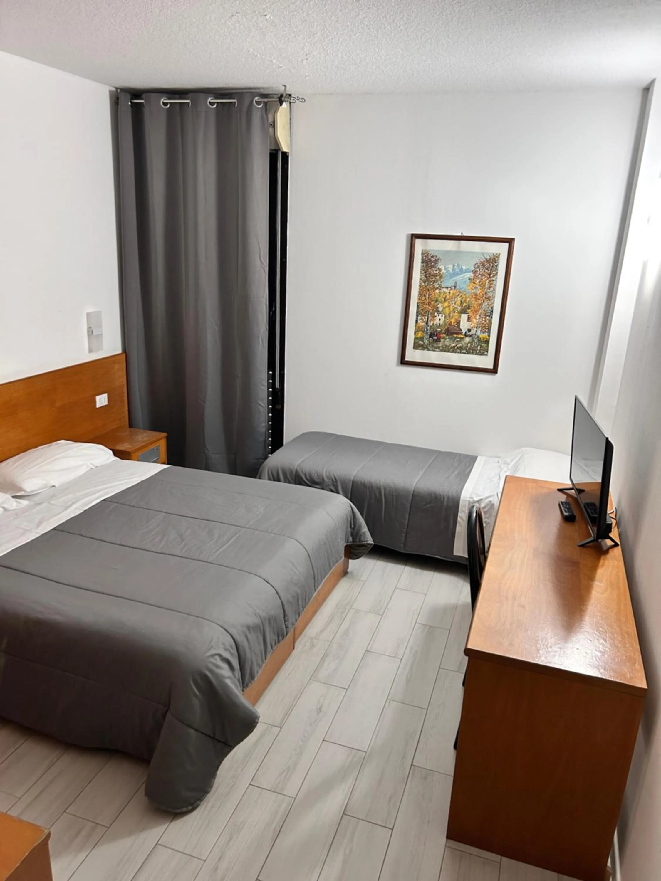 Bedroom, Bed in La Fenice Hotel