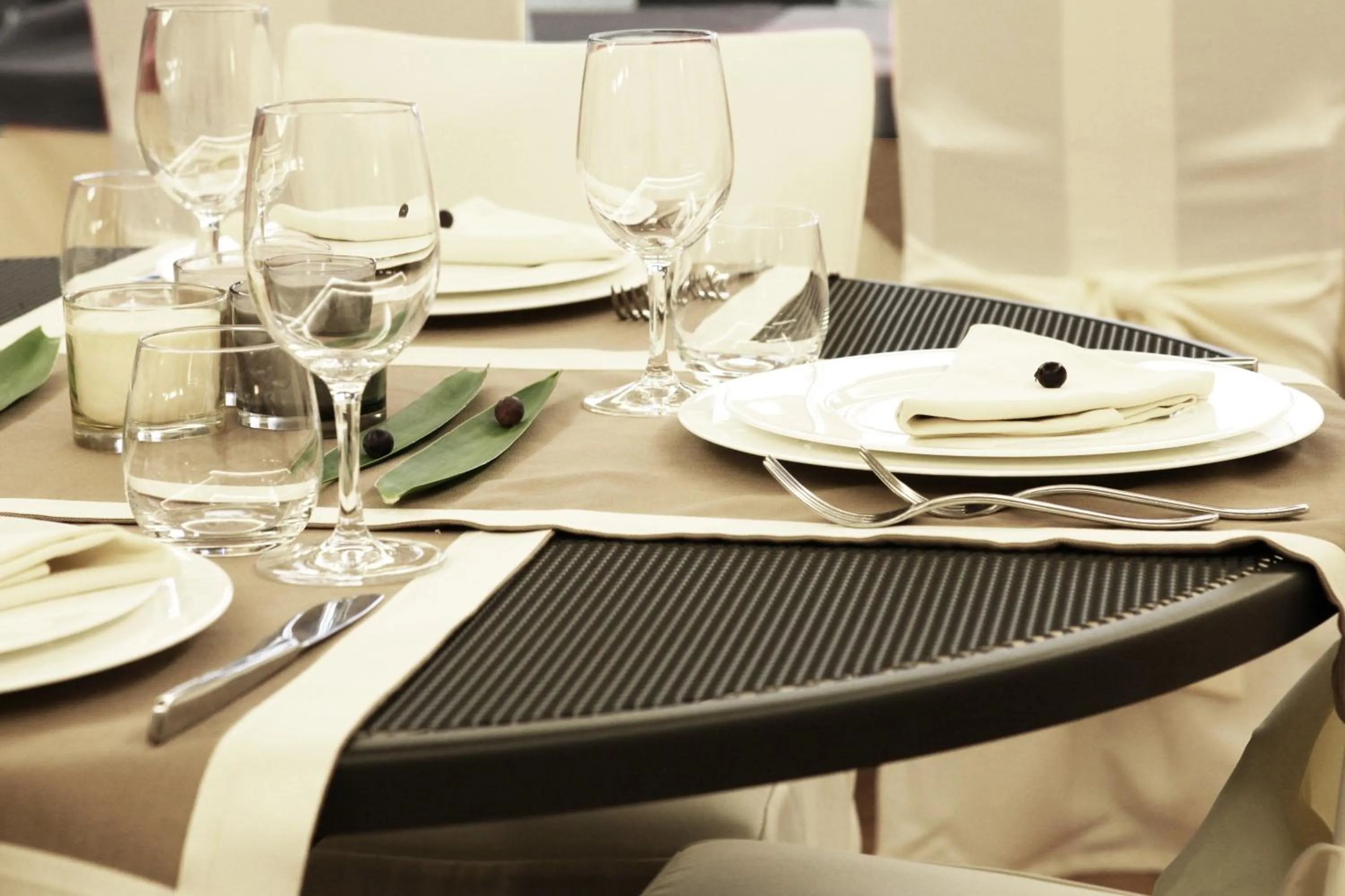 Restaurant/places to eat in Hotel La Torre