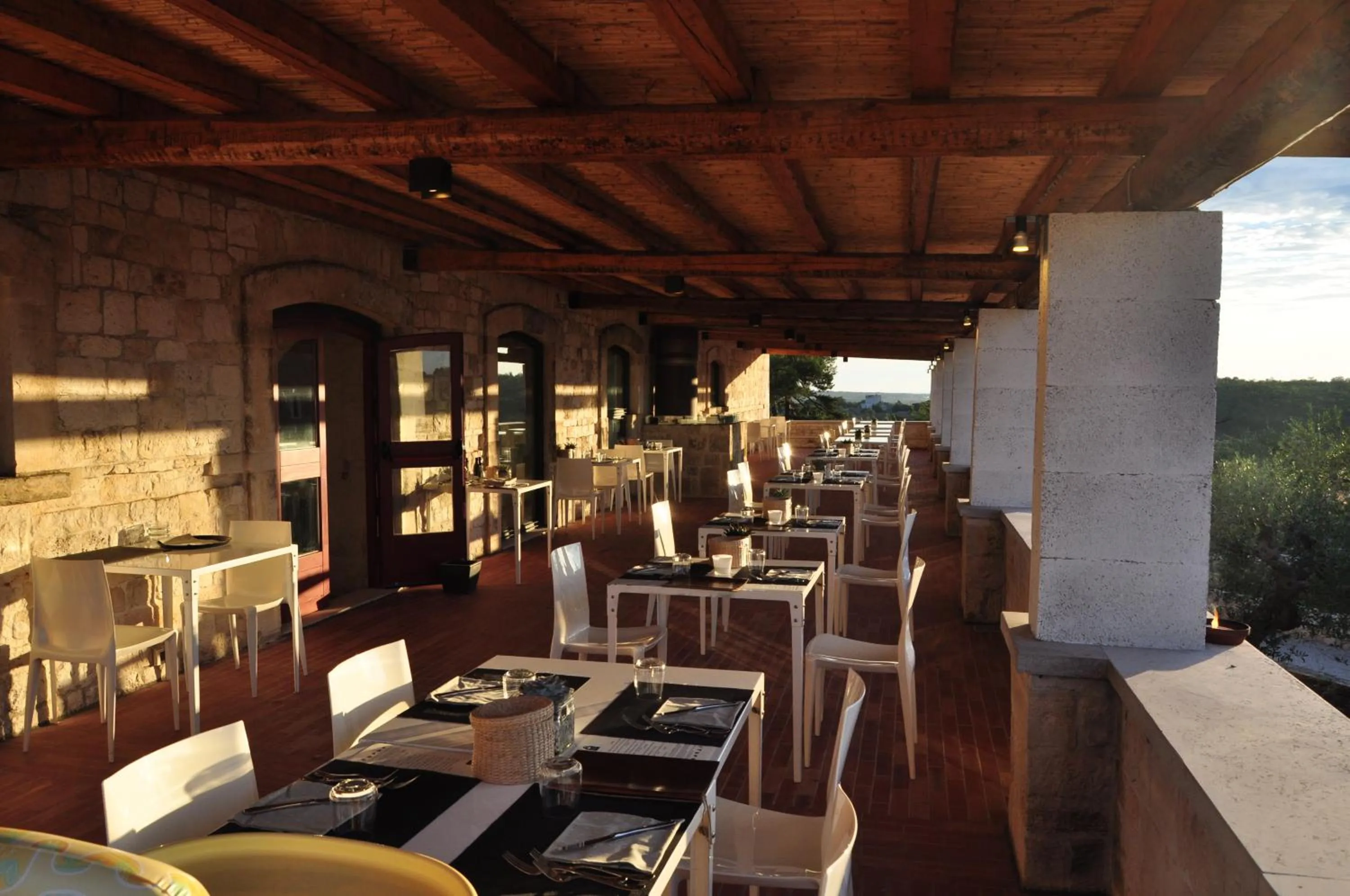 Restaurant/places to eat in Apulia Victor Country Hotel