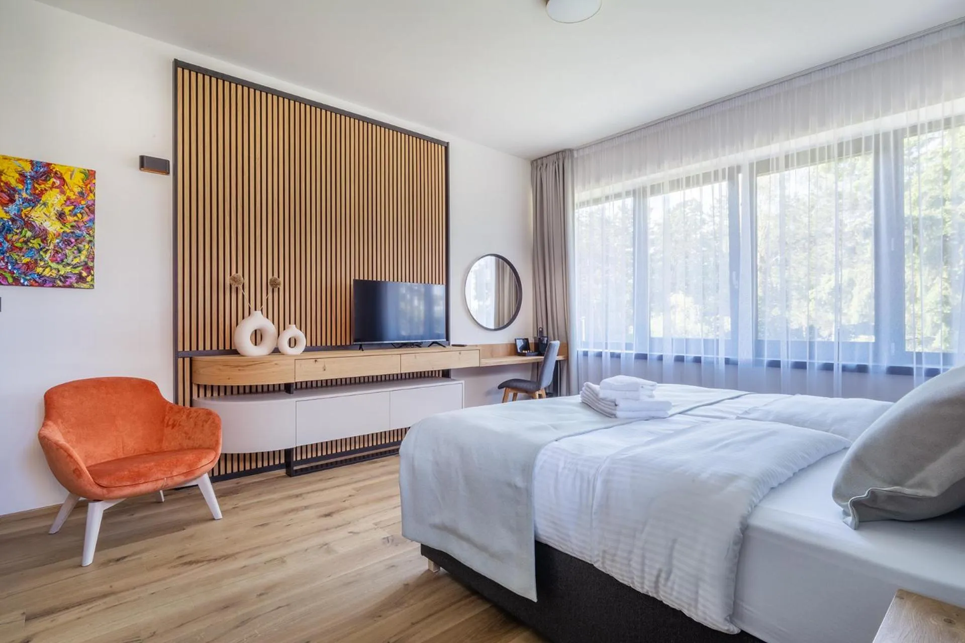 Property building, Bed in Vista Resort Prague