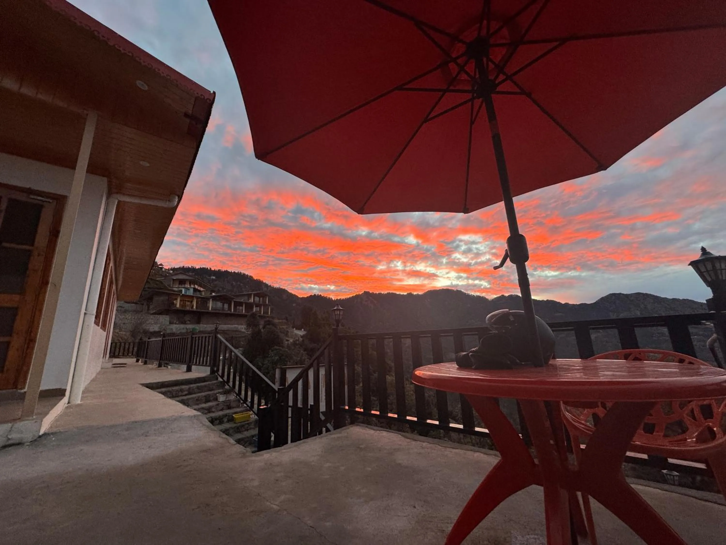 Mountain view in The Vintage Hill Village - Himalayan Boutique Resort