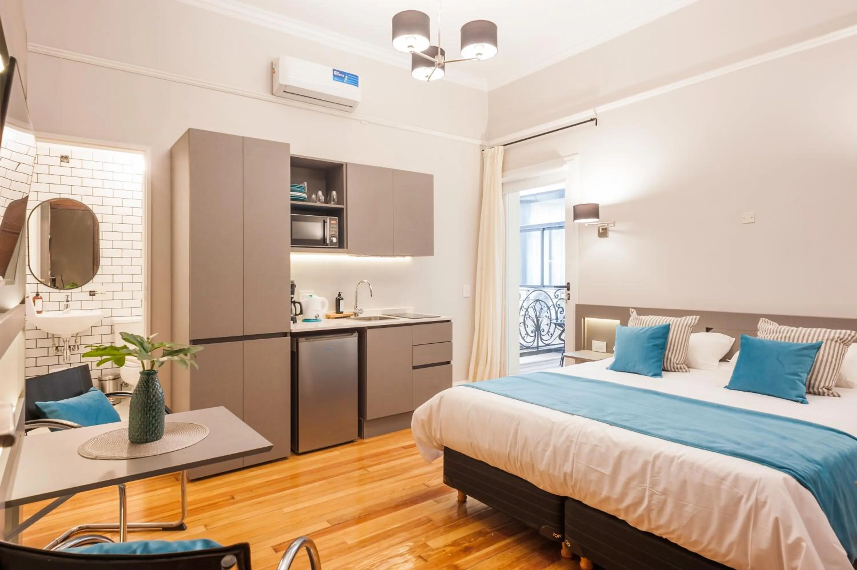 Bed in Sarmiento Flats