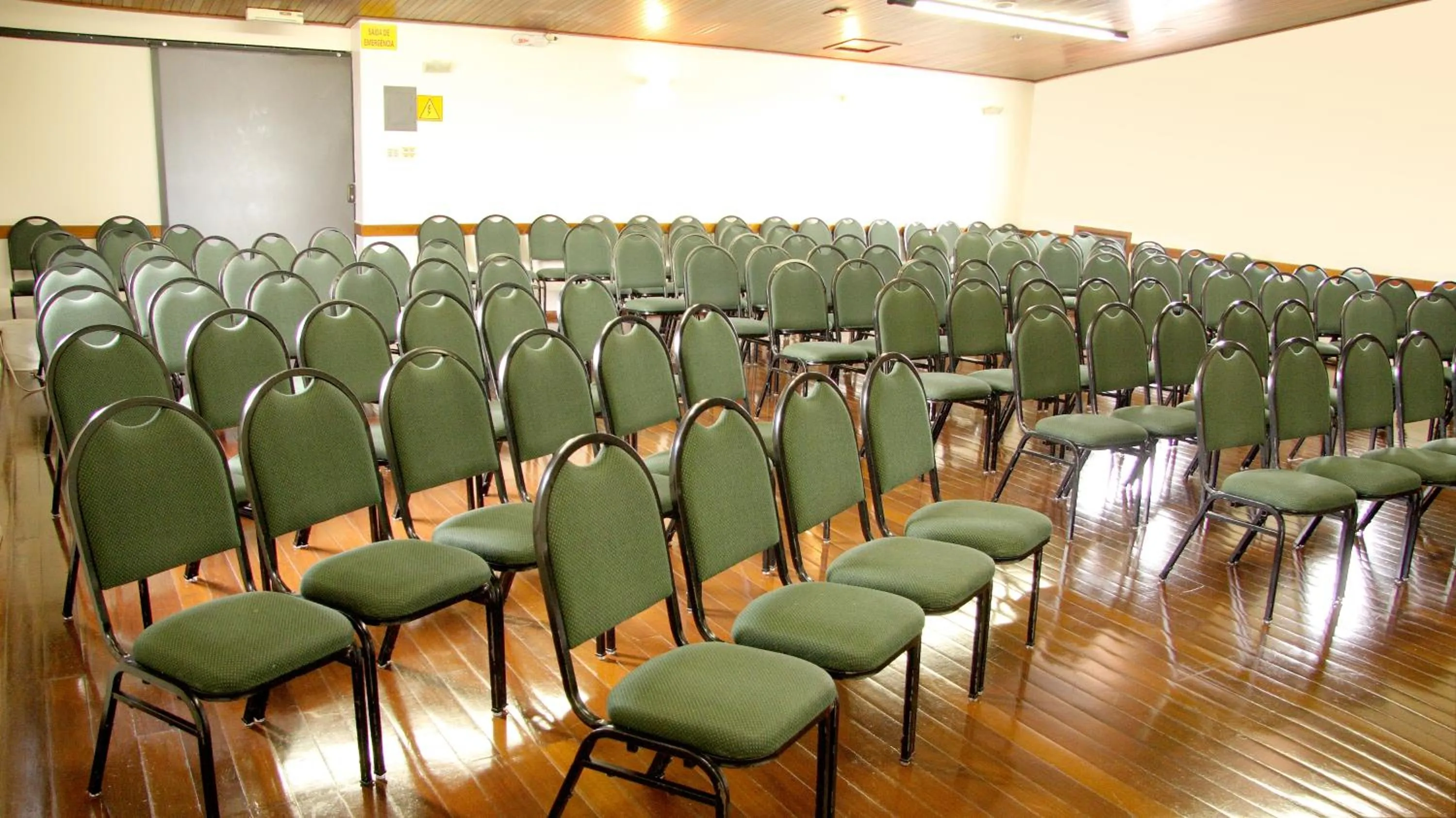 Meeting/conference room in Hz Hotel