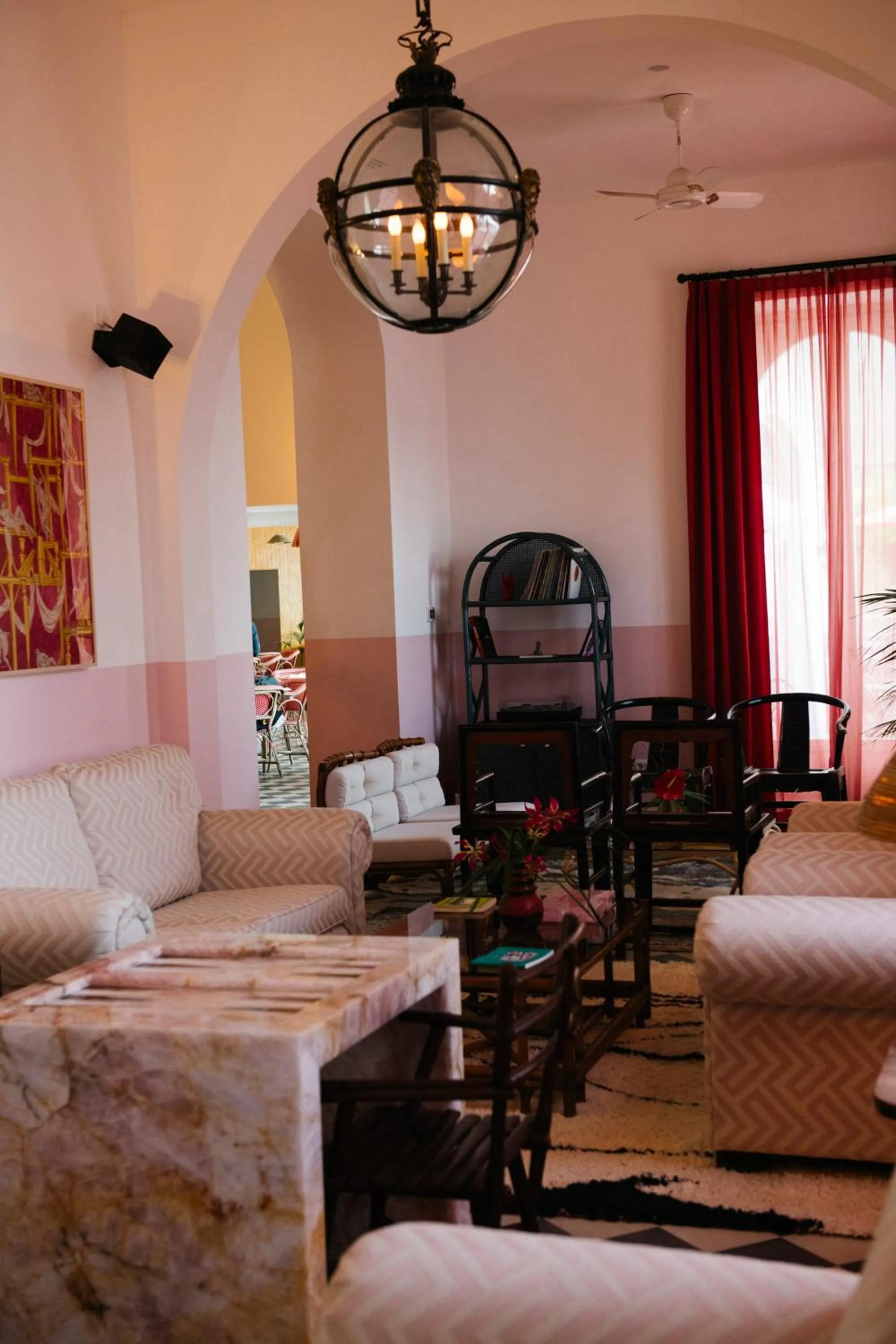 Living room in Il Capri Hotel