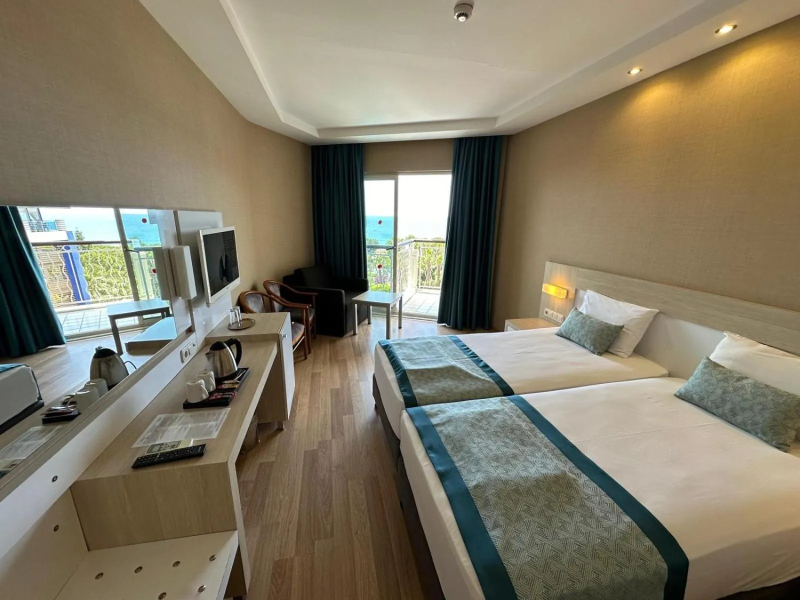 Bedroom, Bed in Riviera Hotel & Spa