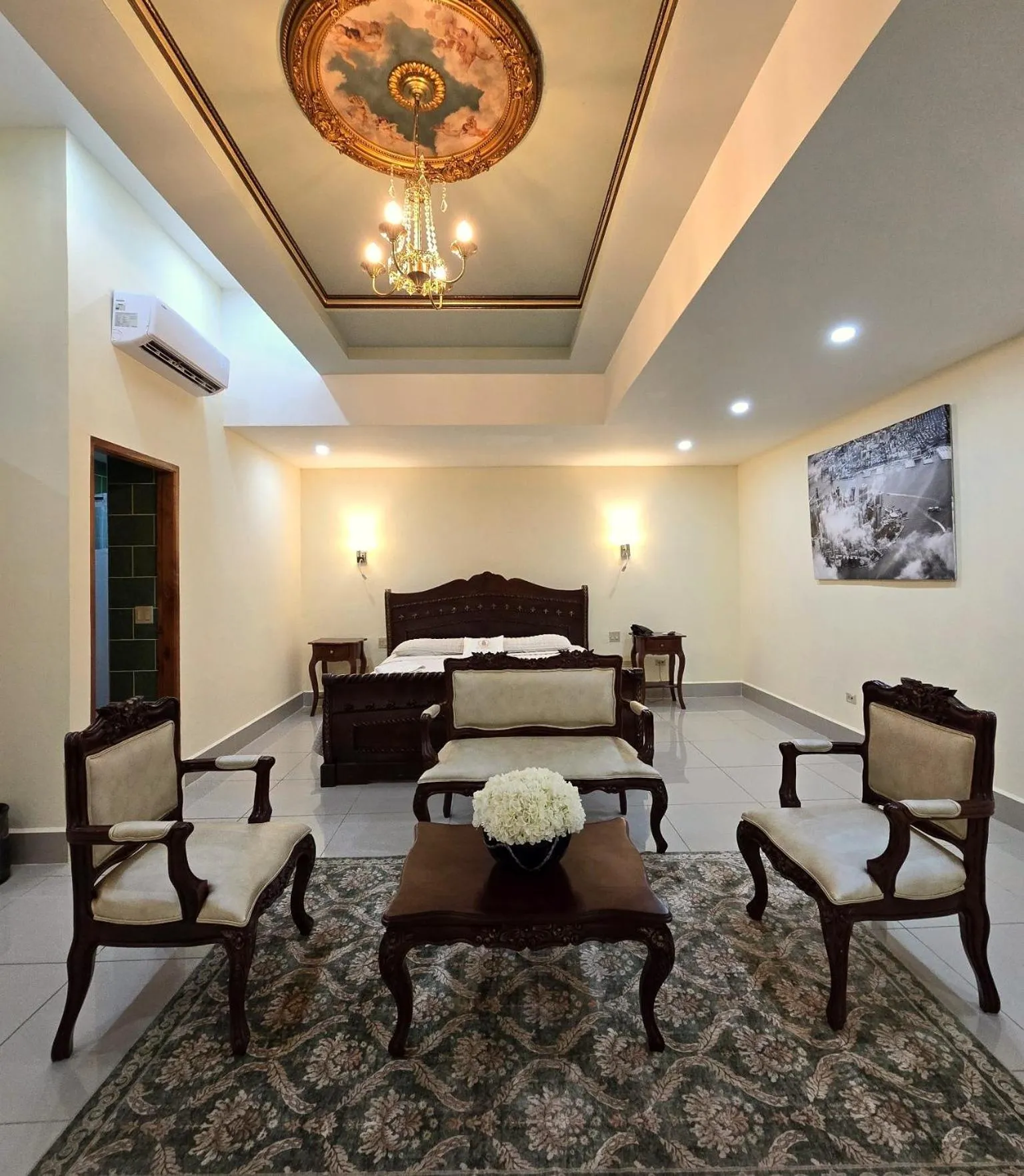 Living room in GRAN HOTEL VICTORIA