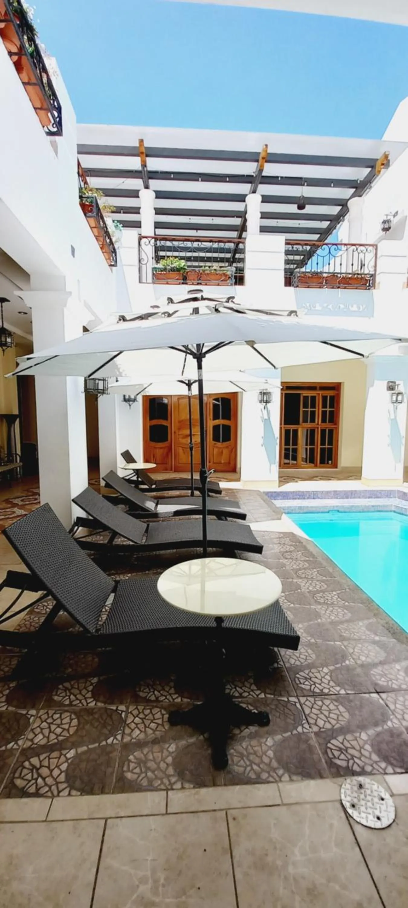 sunbed in GRAN HOTEL VICTORIA