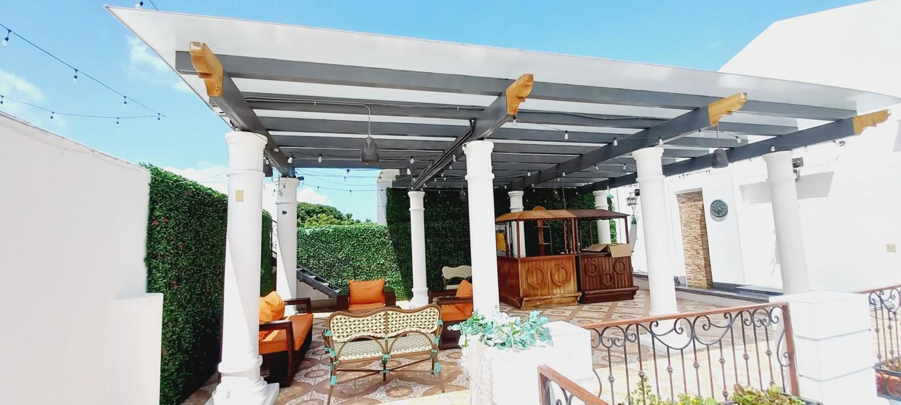 Day in GRAN HOTEL VICTORIA