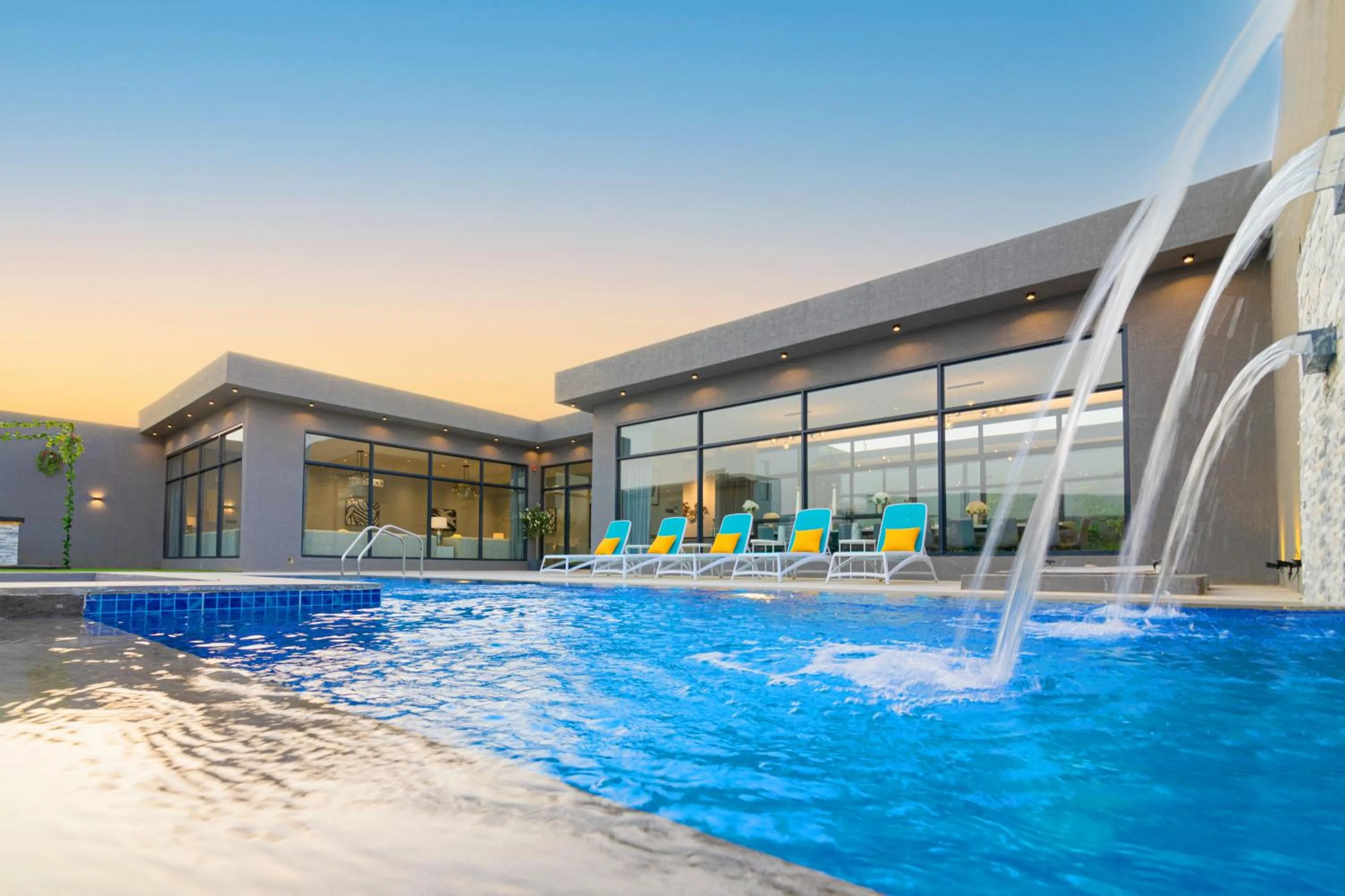 Pool view in Riyadh View Resort منتجع و شاليهات الرياض فيو