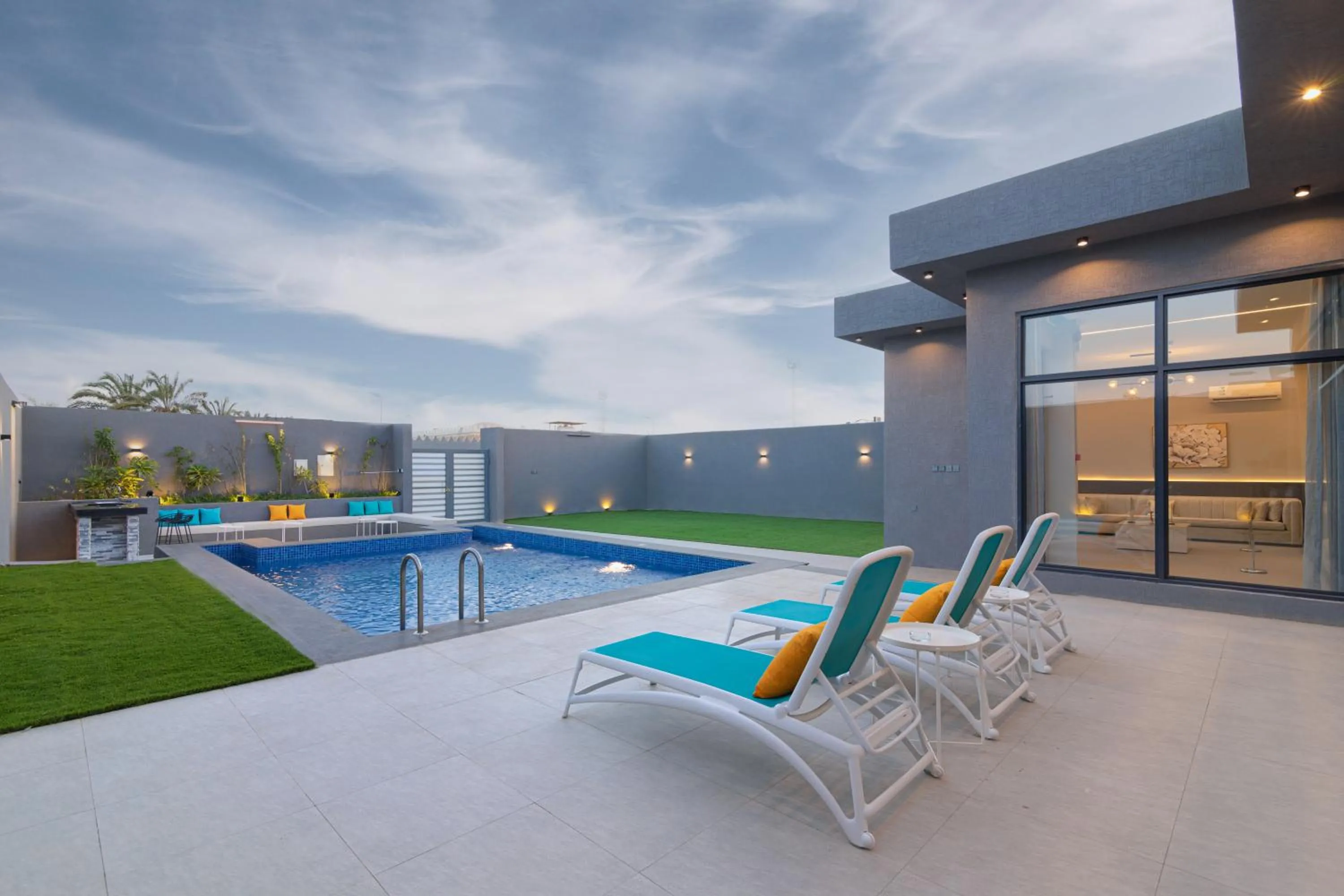 Pool view in Riyadh View Resort منتجع و شاليهات الرياض فيو