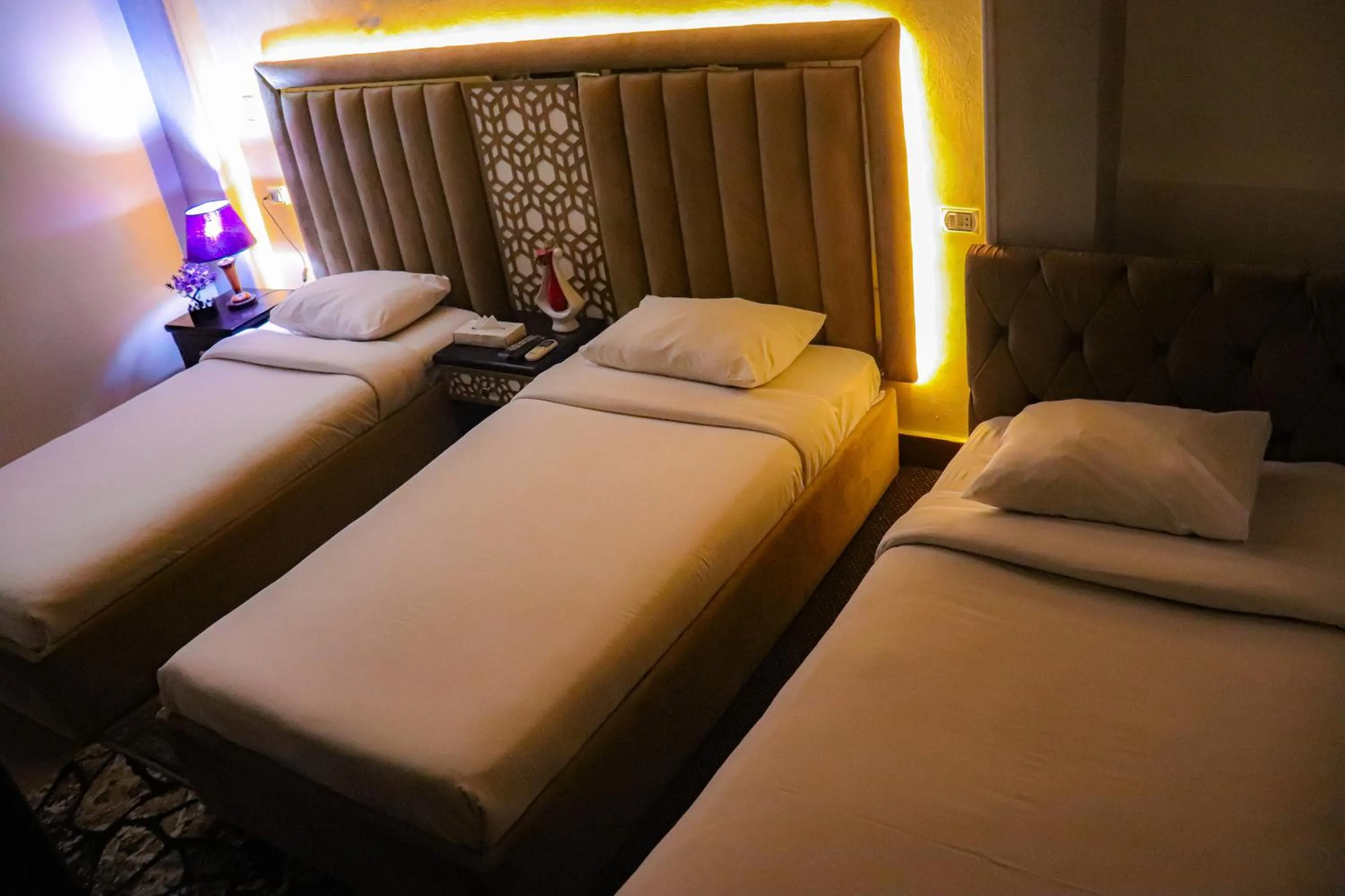 Bed in Golden Pyramids Inn