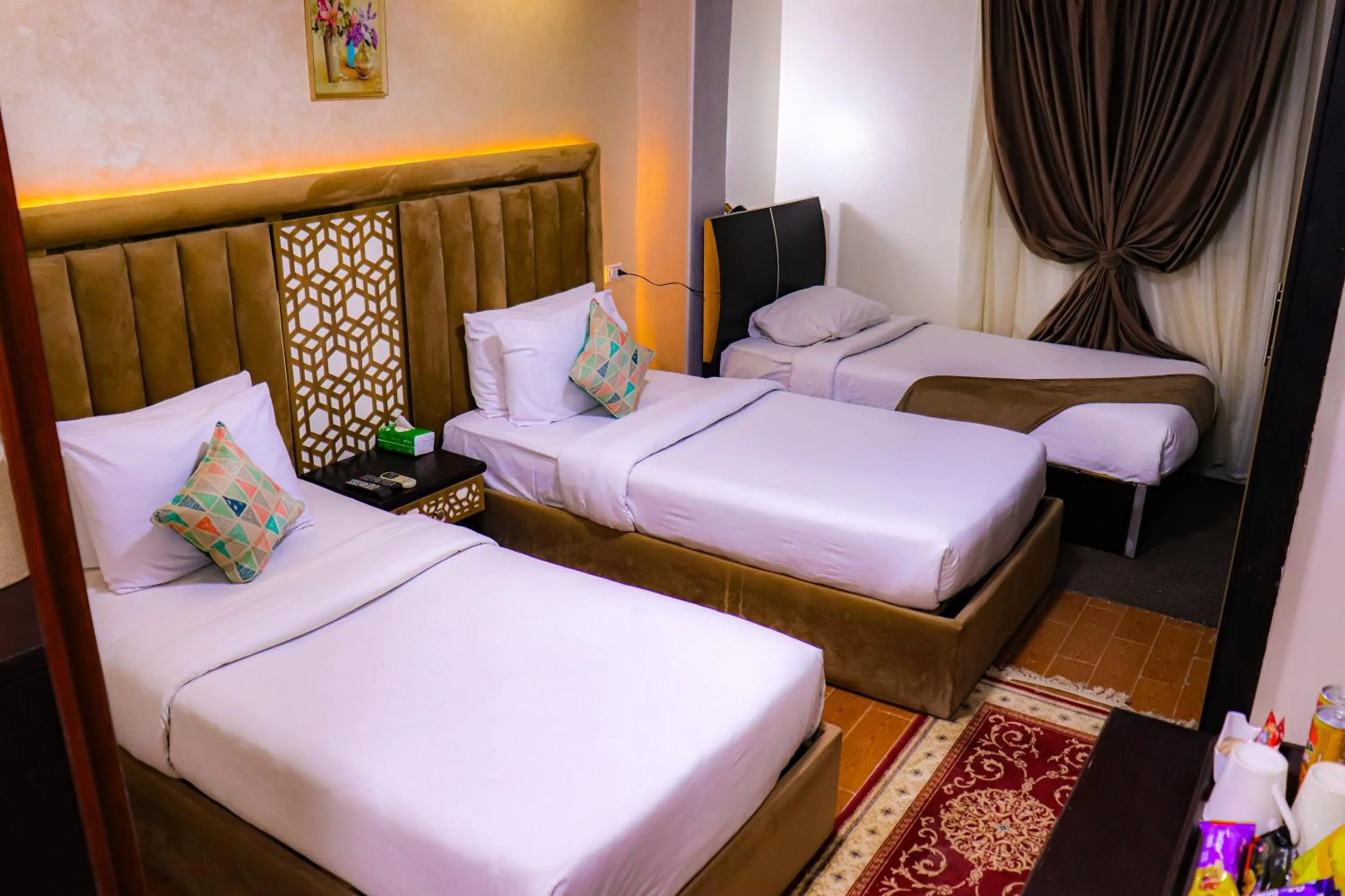 Bed in Golden Pyramids Inn