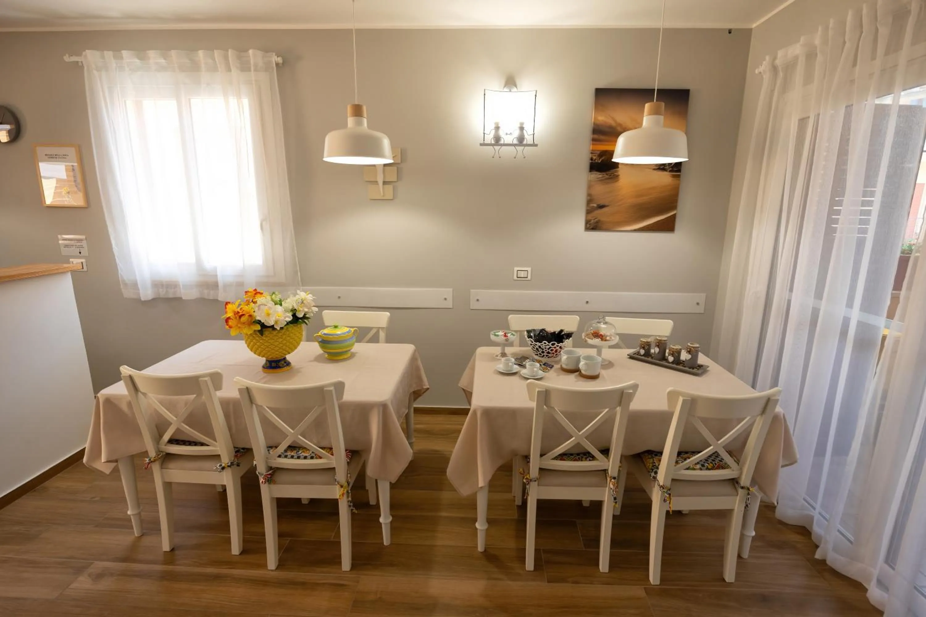 Breakfast in Sunset House