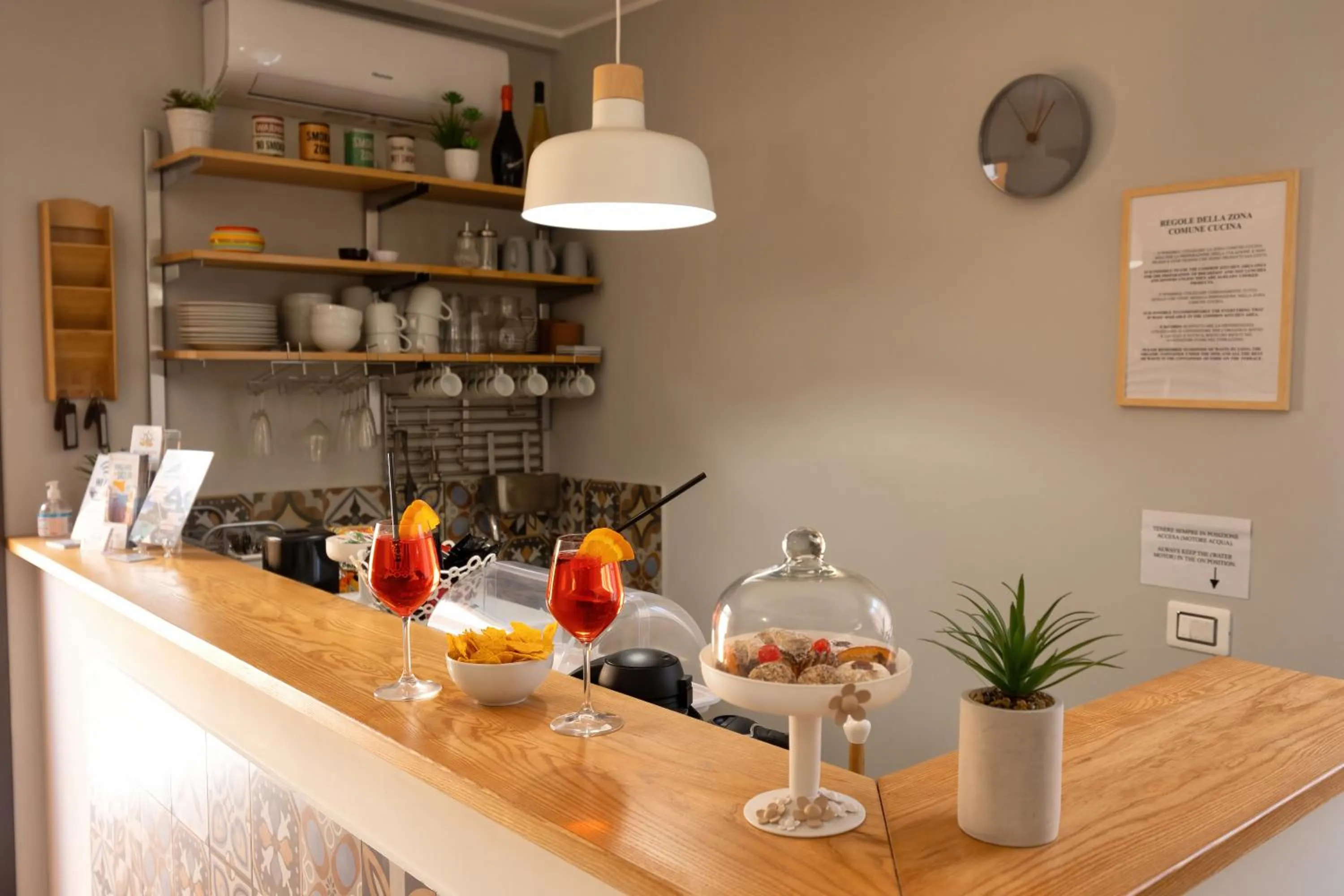 Kitchen or kitchenette in Sunset House