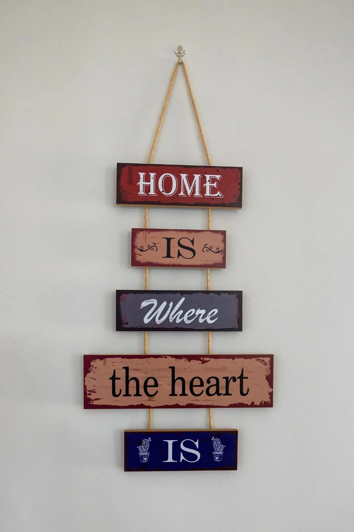 Decorative detail in Sunset House