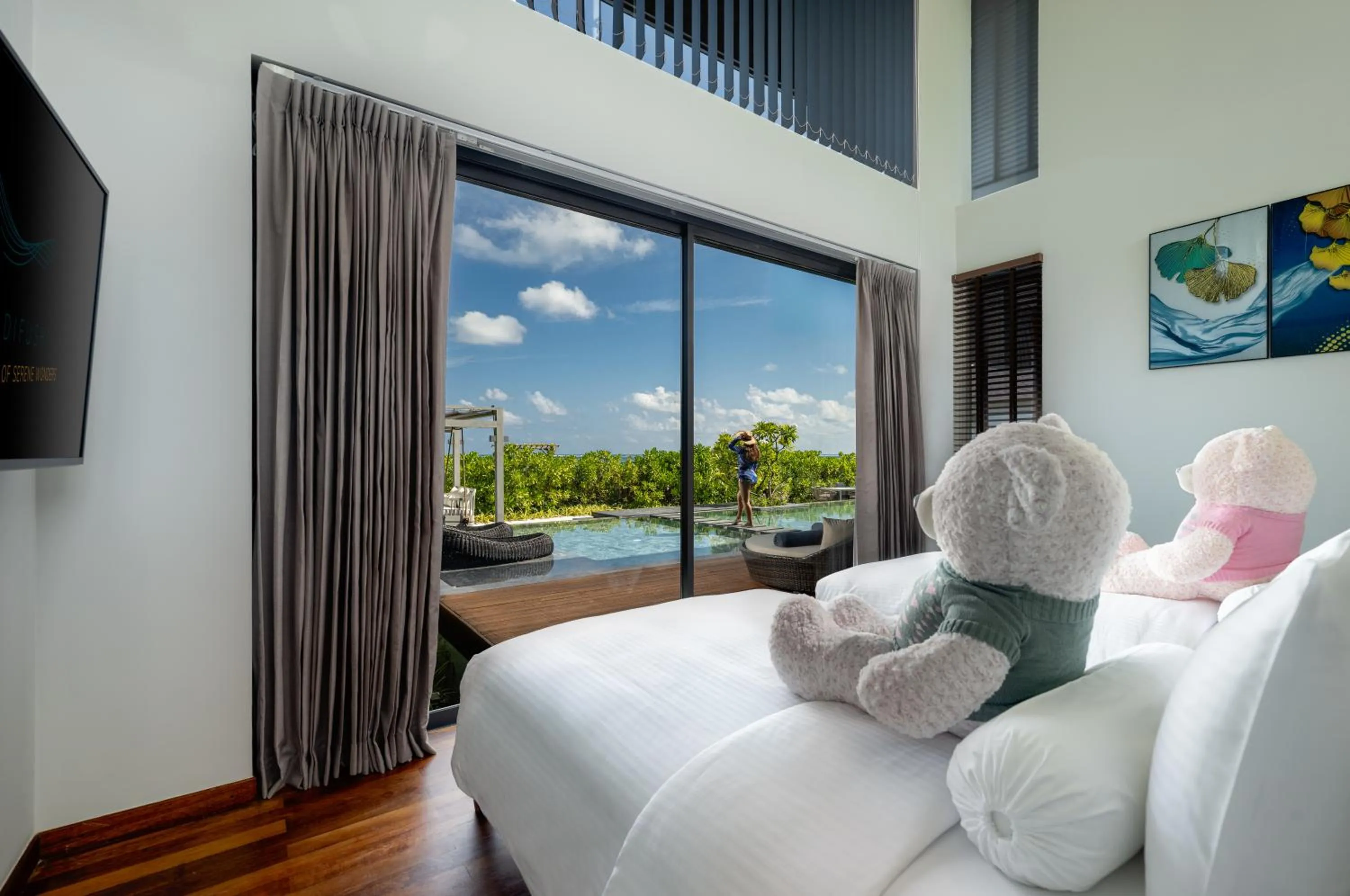 Bed in Madifushi Private Island- Free return seaplane transfr for min 5 nights