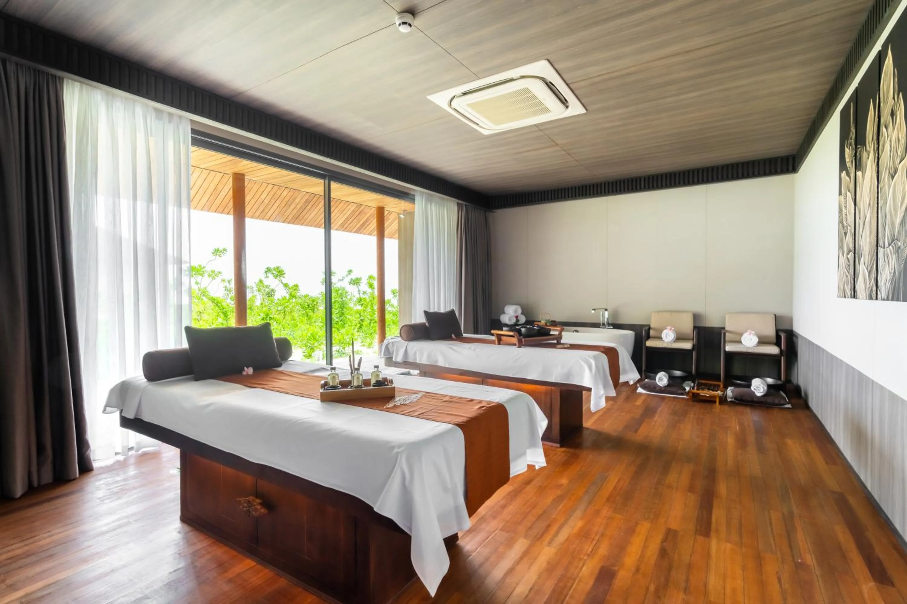 Massage in Madifushi Private Island- Free return seaplane transfr for min 5 nights