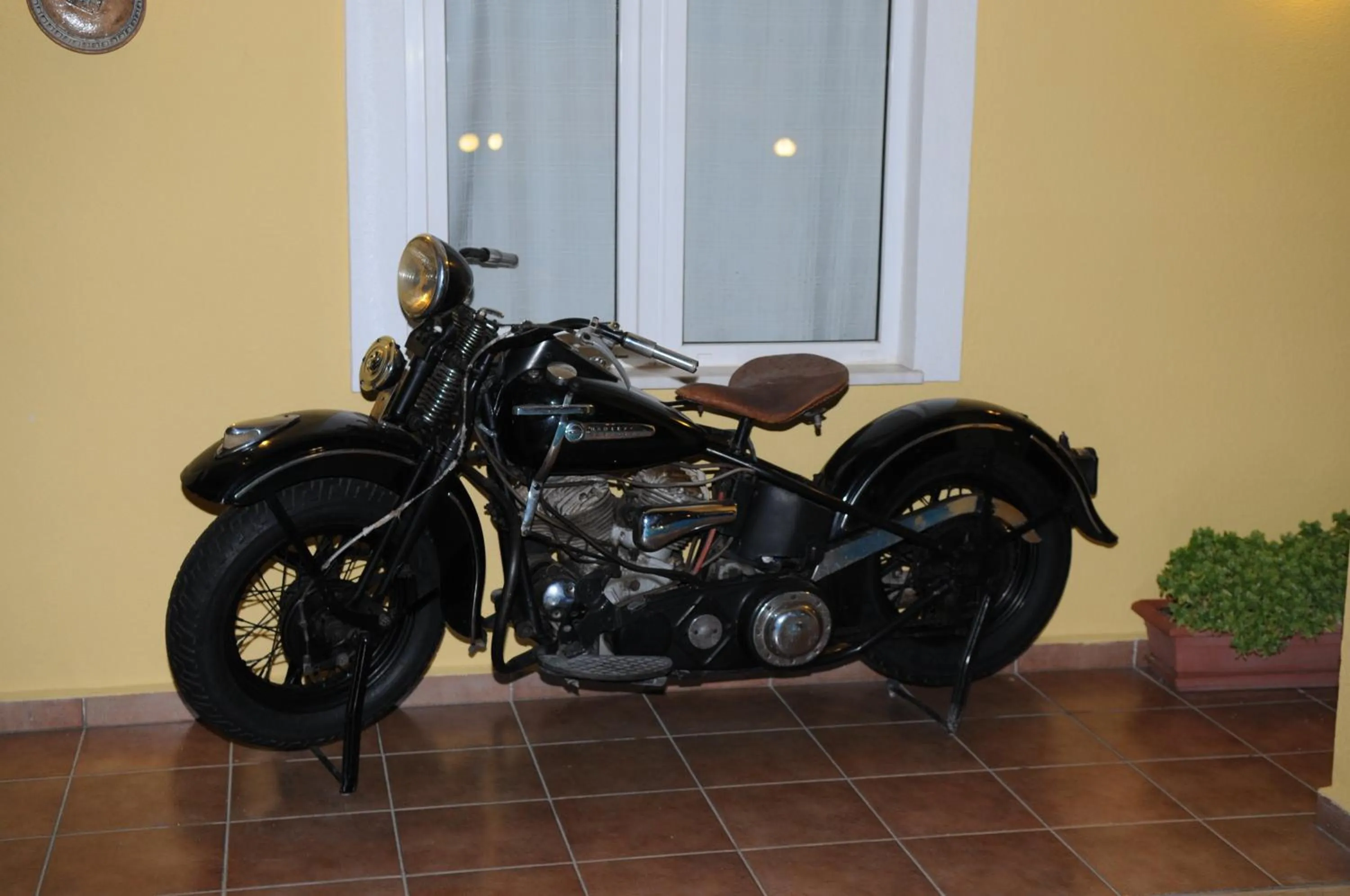 Decorative detail in A&B Home Hotel