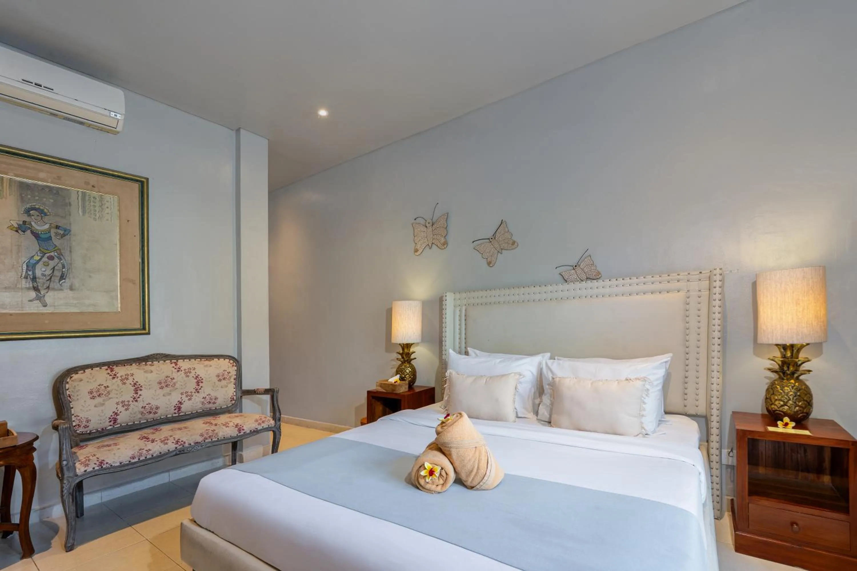 Bed in Lokasari Retreat