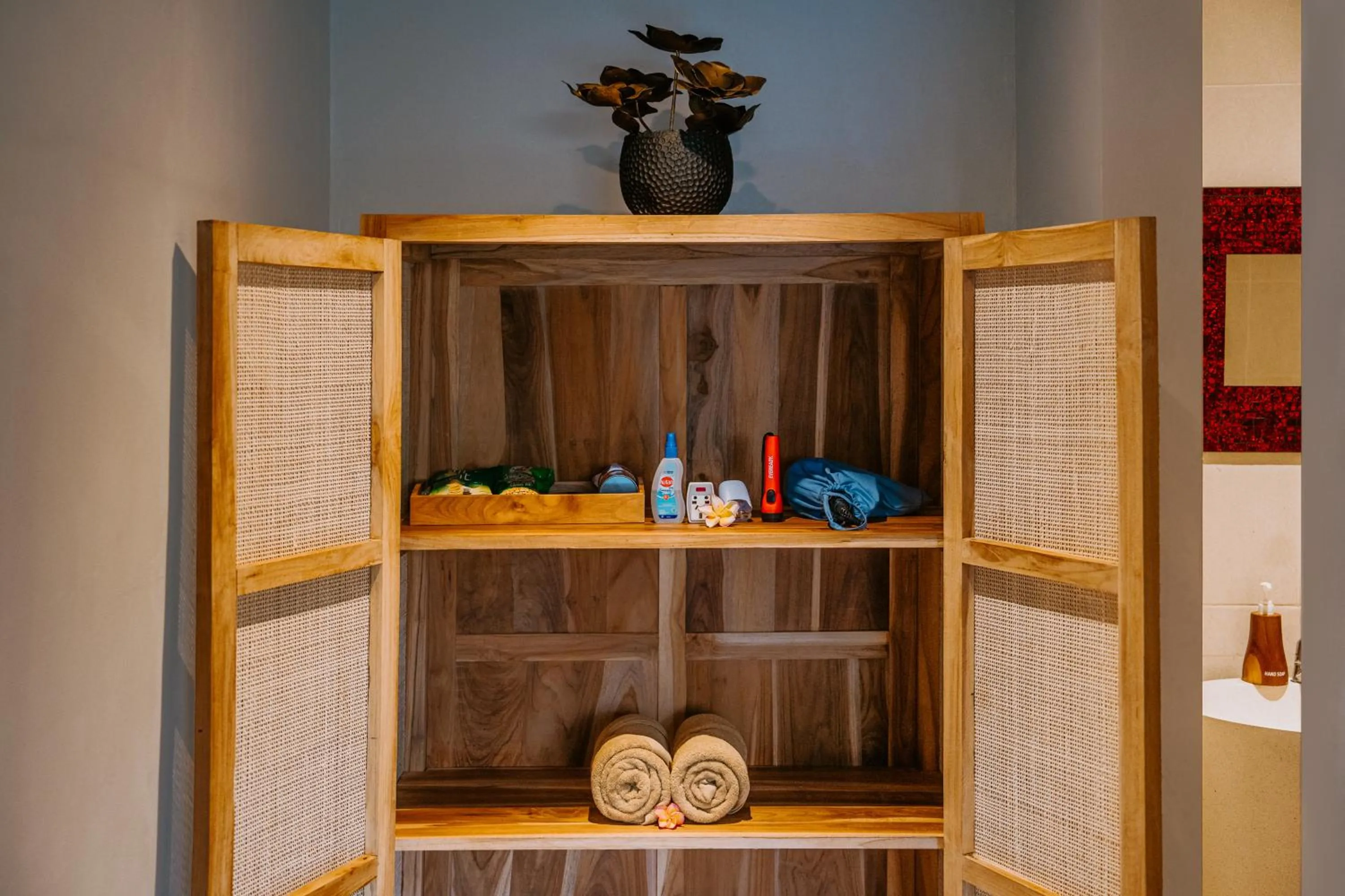 wardrobe in Lokasari Retreat