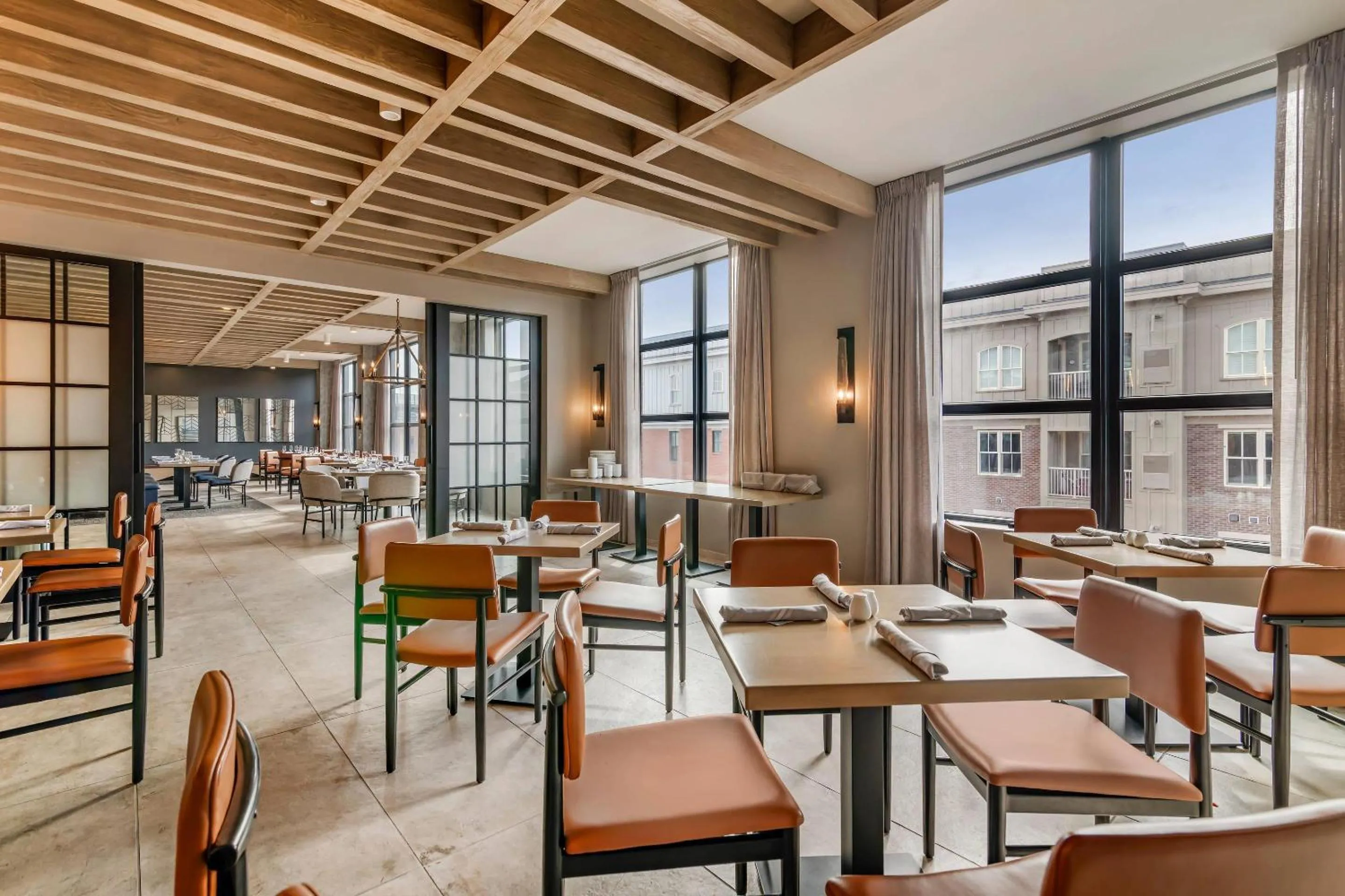 Restaurant/places to eat in Cambria Hotel Portland Downtown Old Port