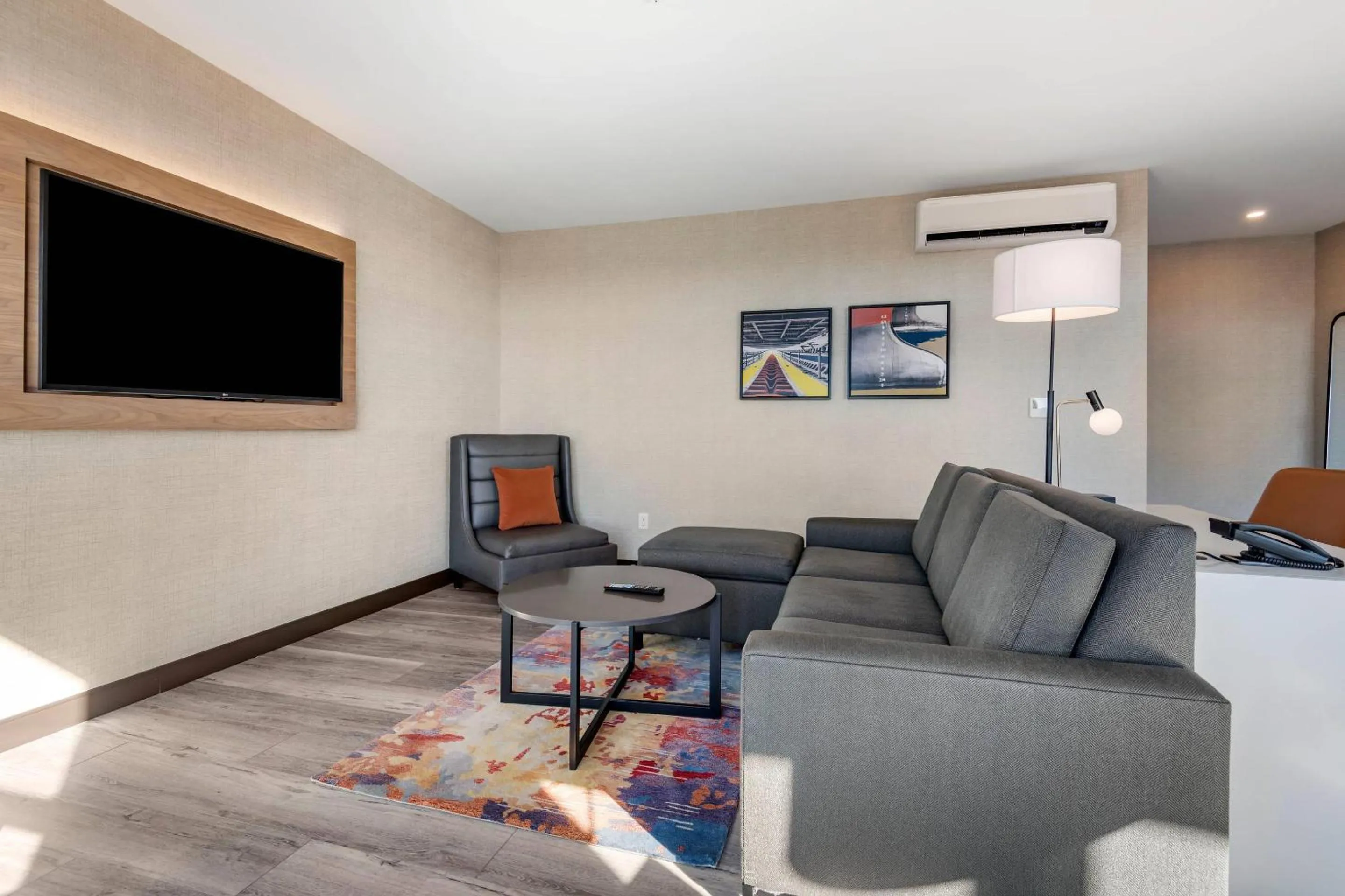 Bedroom in Cambria Hotel Portland Downtown Old Port