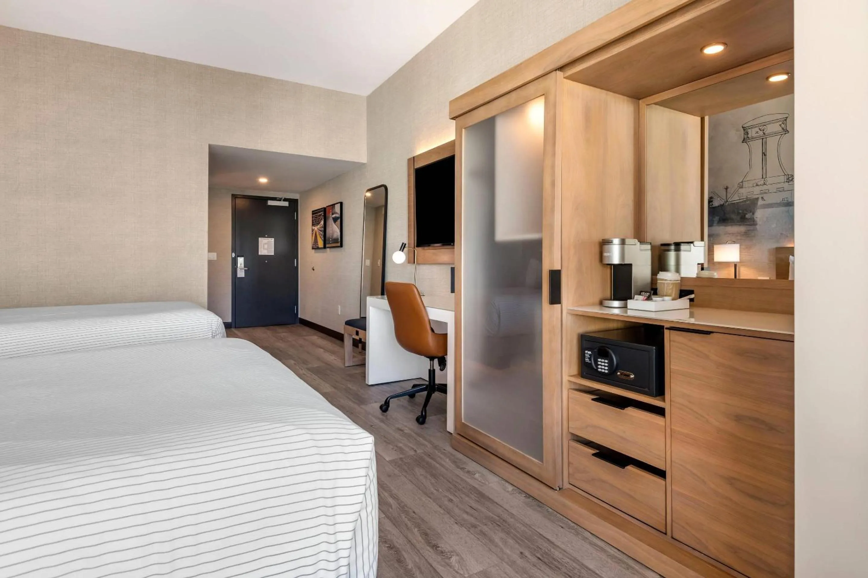 Bedroom, Bed in Cambria Hotel Portland Downtown Old Port