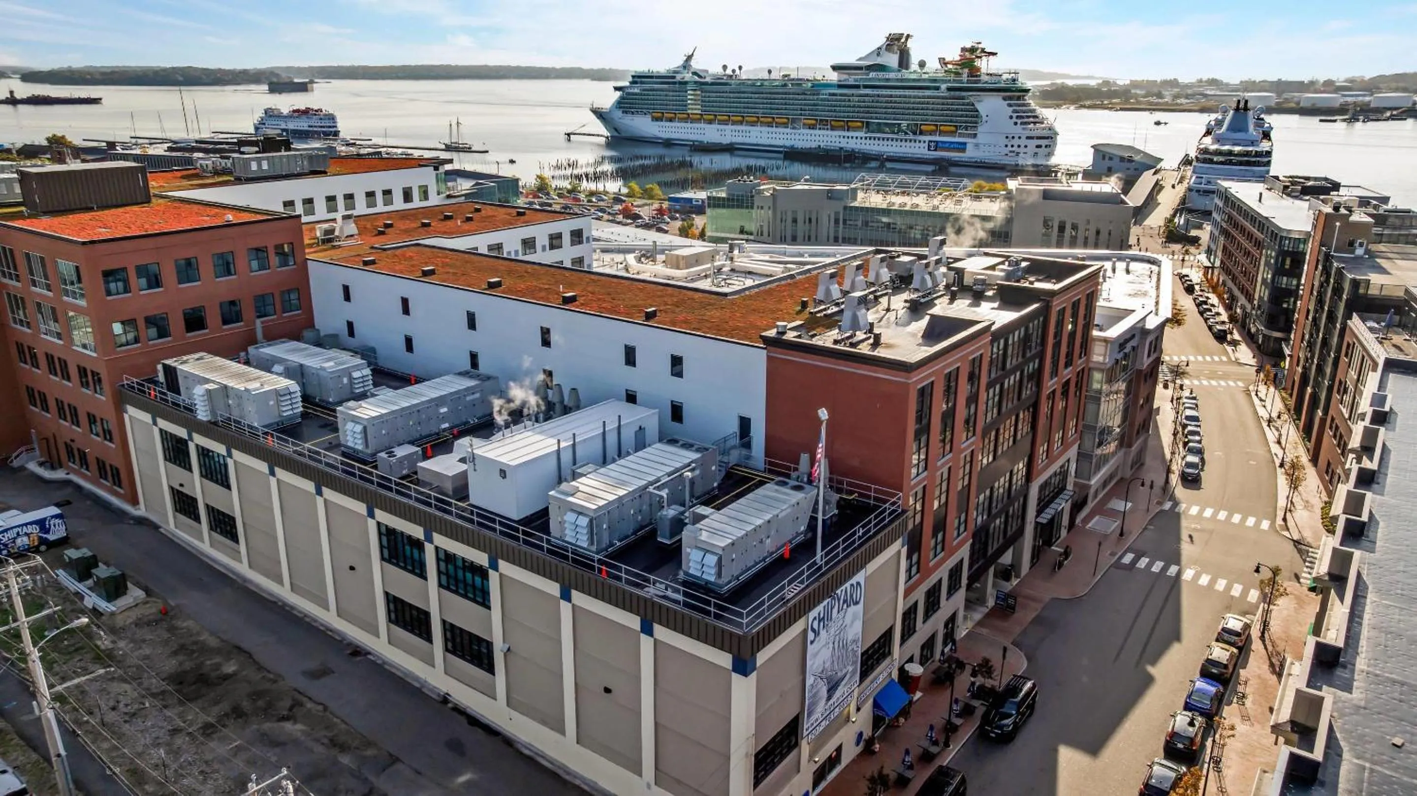 Property building in Cambria Hotel Portland Downtown Old Port