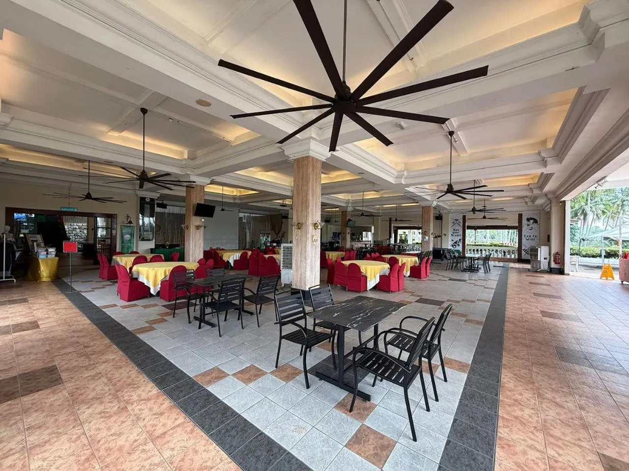 Restaurant/places to eat in Ponderosa Golf & Country Resort