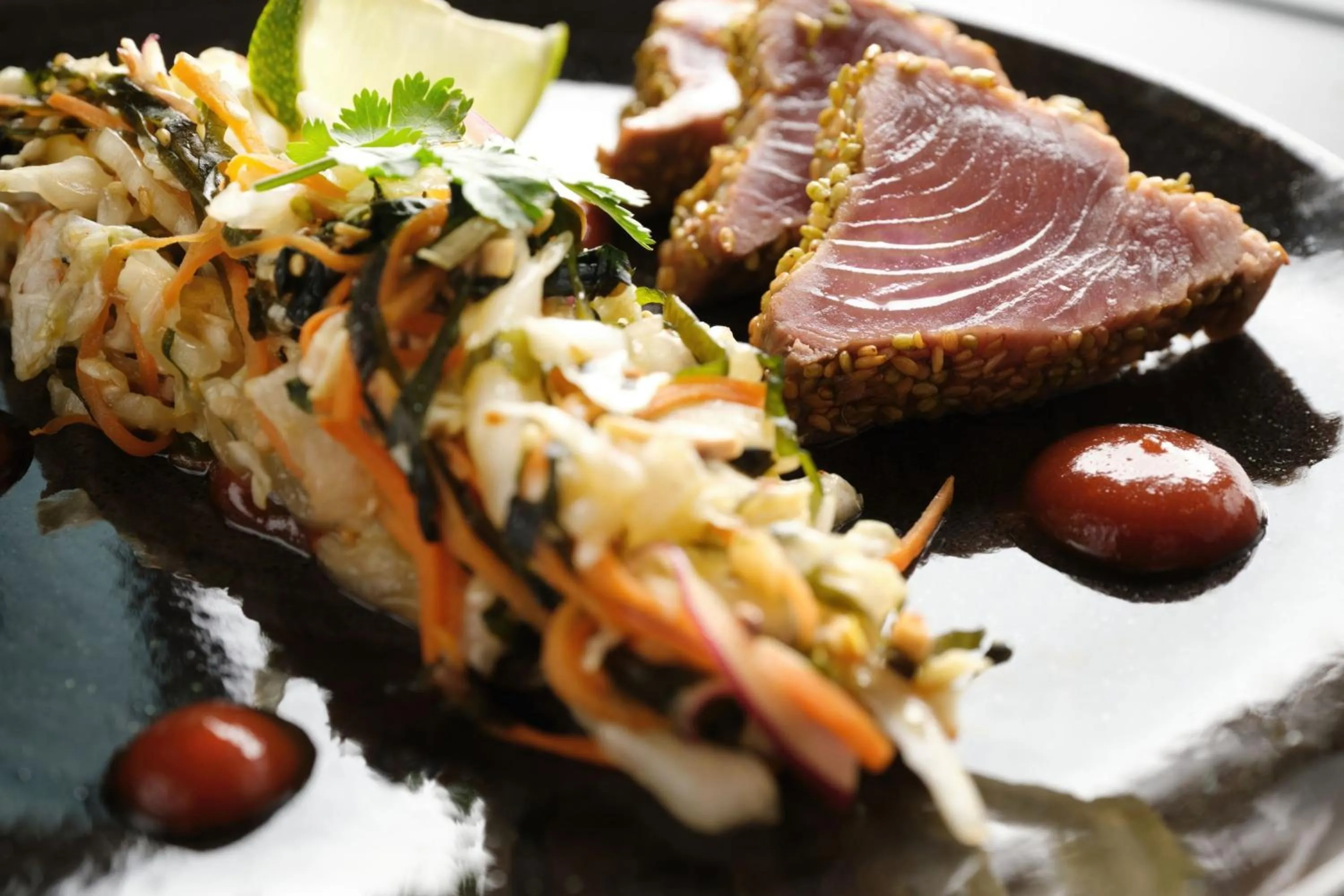 Restaurant/places to eat in Moxy Paris Val d'Europe