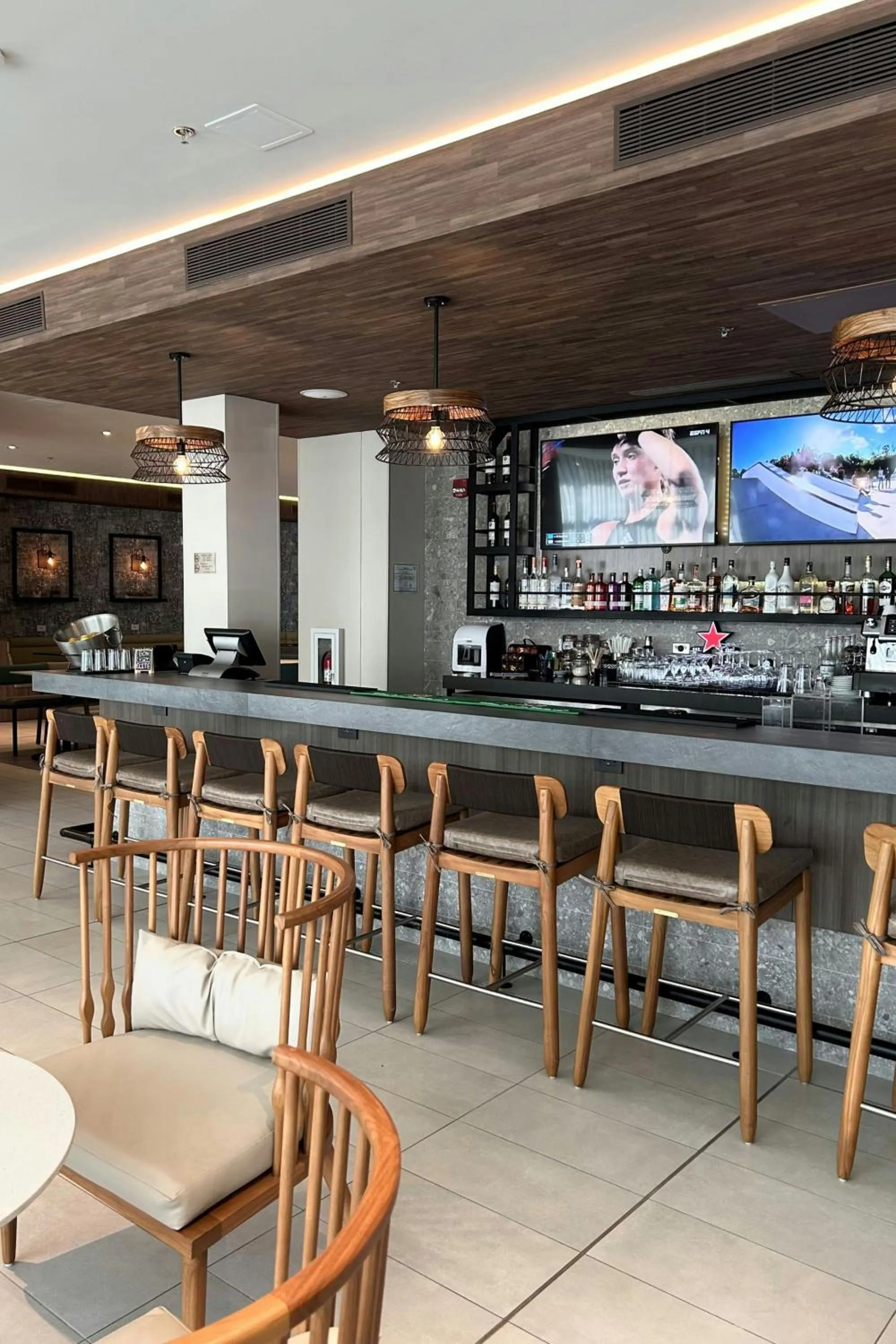 Lounge or bar in Fairfield by Marriott San Jose Airport Alajuela