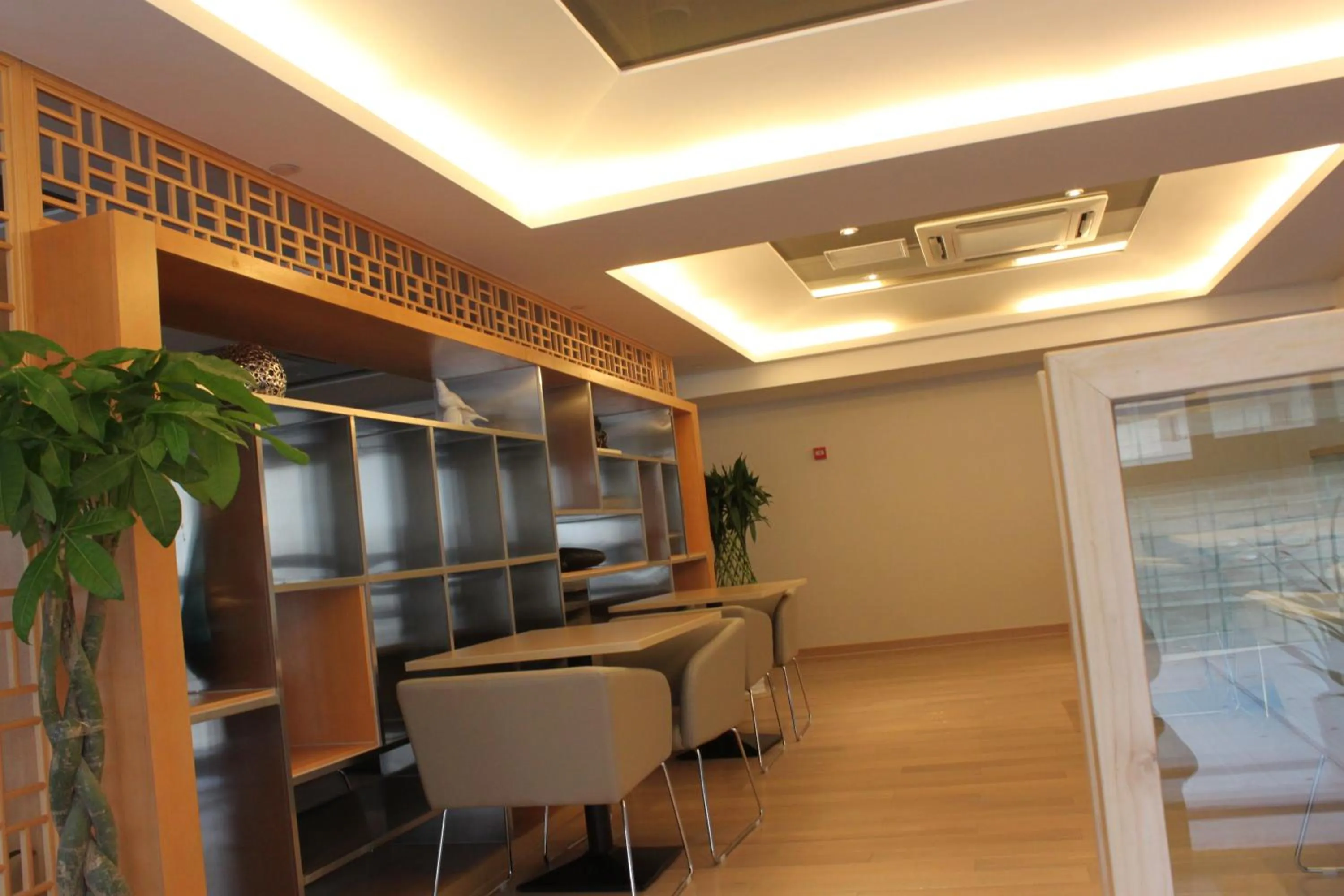 Restaurant/places to eat in Modena By Fraser New District Wuxi