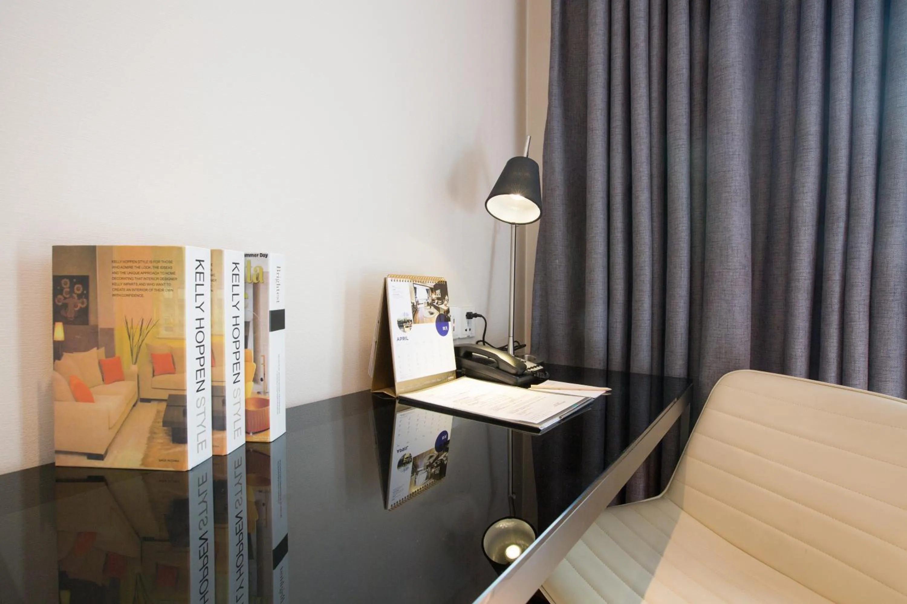 Seating area, Bed in Modena By Fraser New District Wuxi