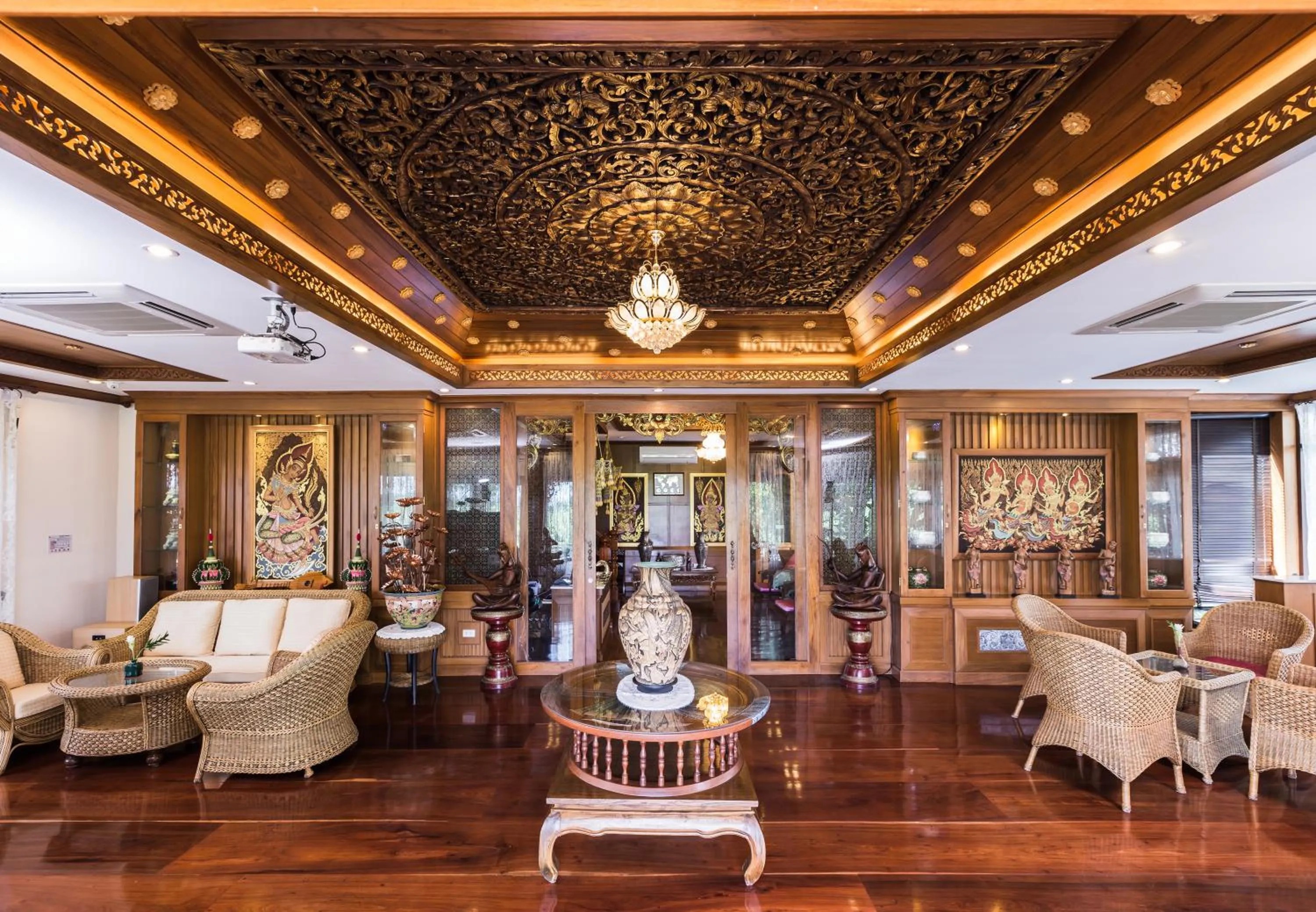 Lobby or reception in Phusanfah Resort