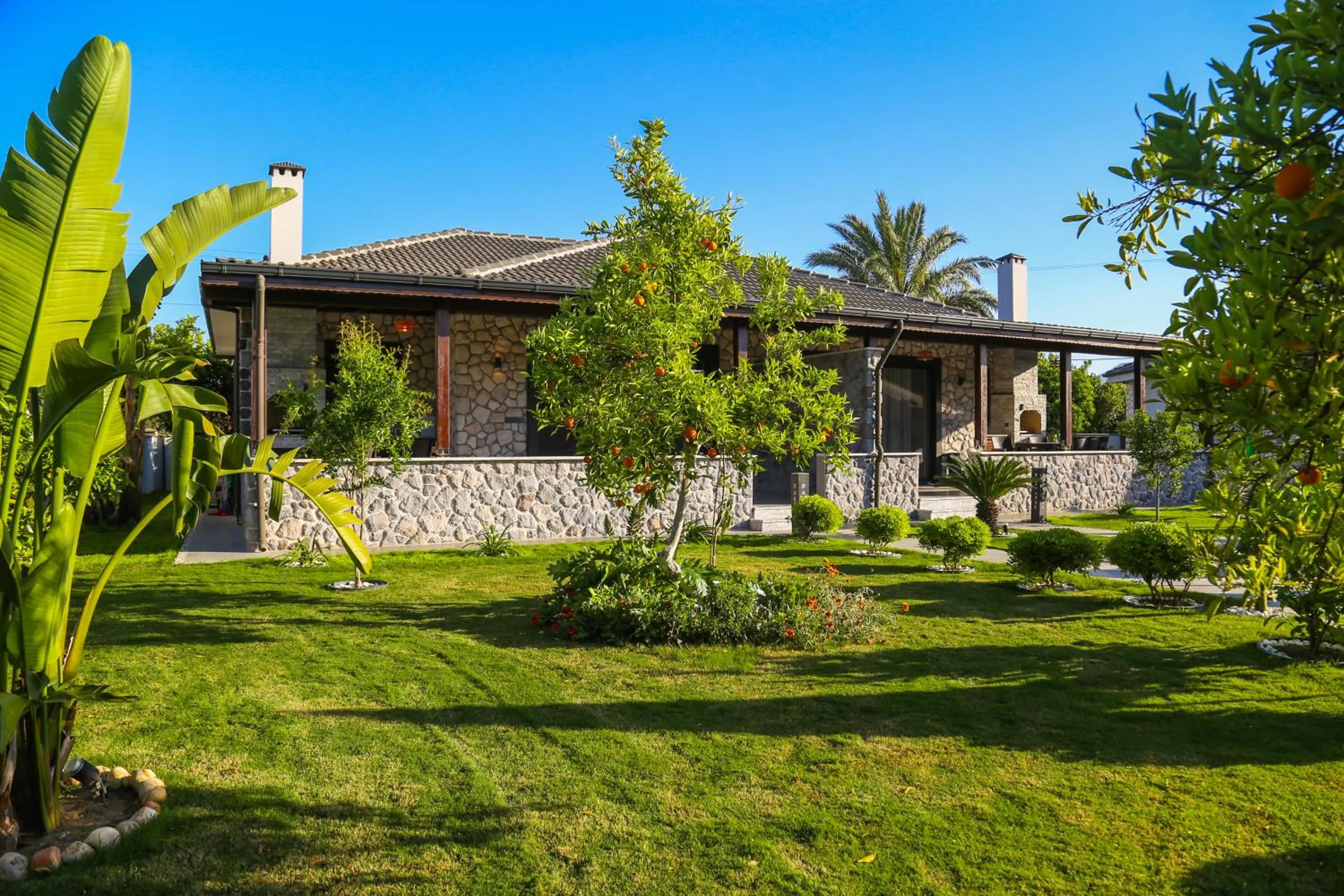 Garden in Koycegiz Yalcin Villalari