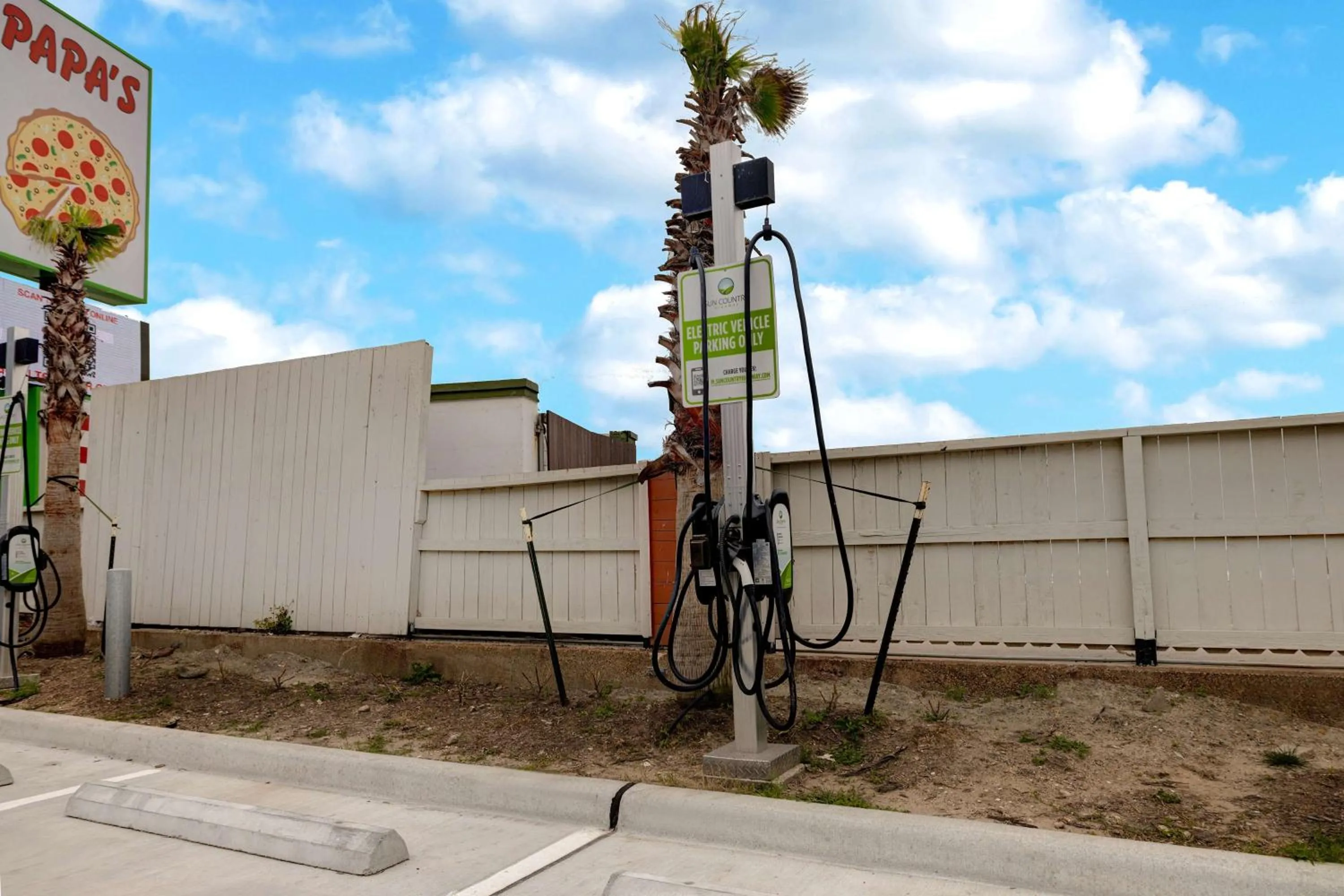 Property building in Tru By Hilton Galveston, Tx