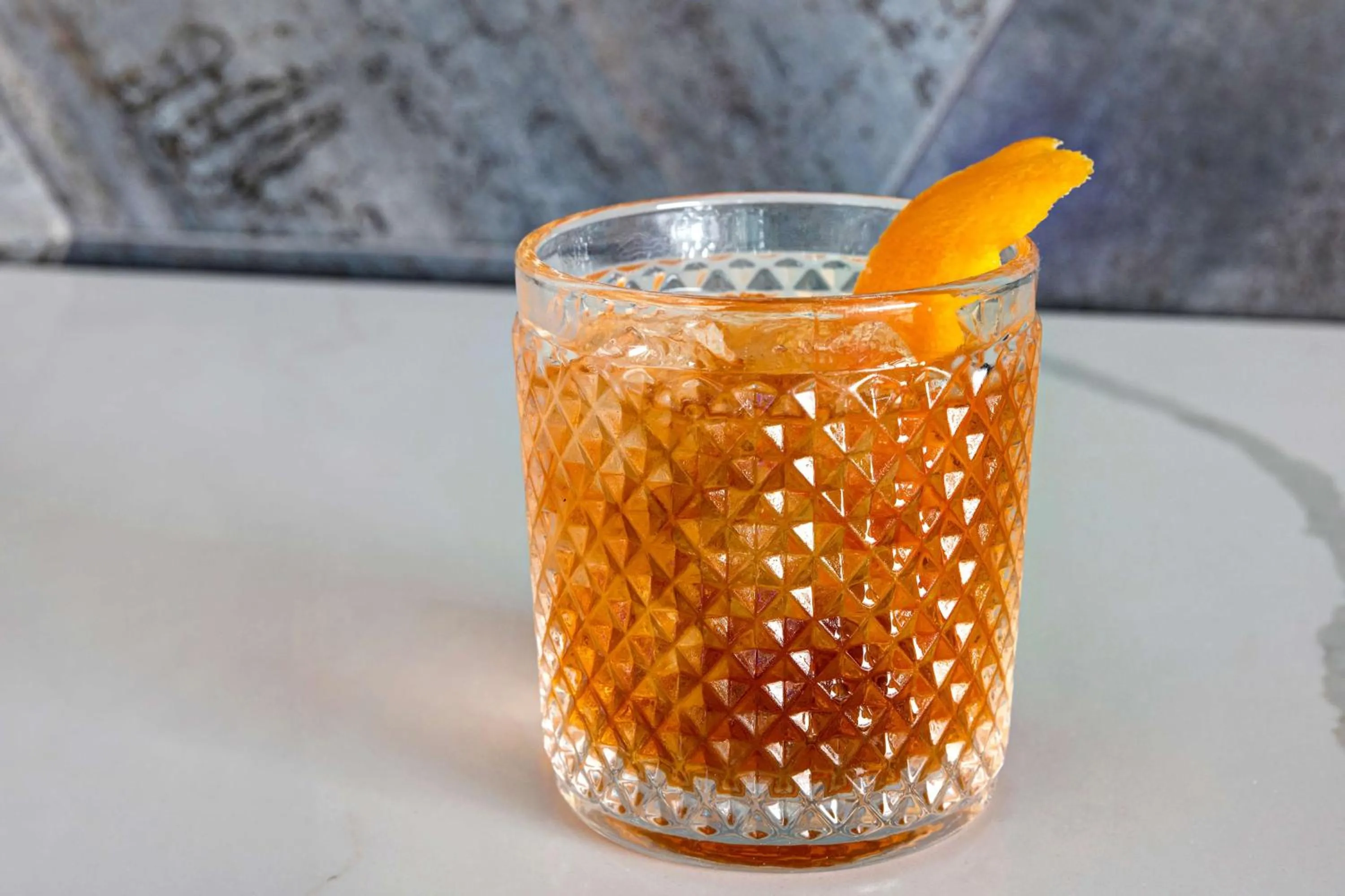 Lounge or bar in Tru By Hilton Galveston, Tx