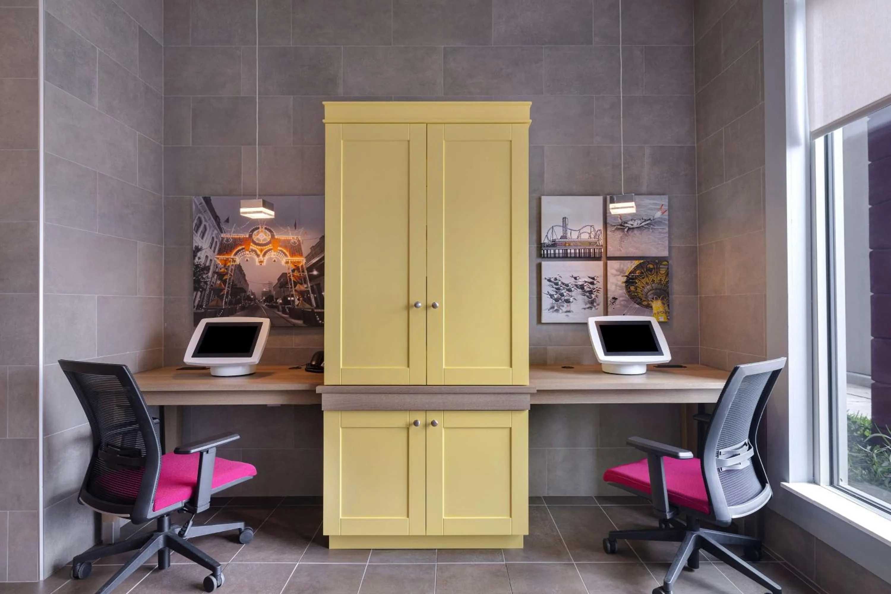 Lobby or reception in Tru By Hilton Galveston, Tx