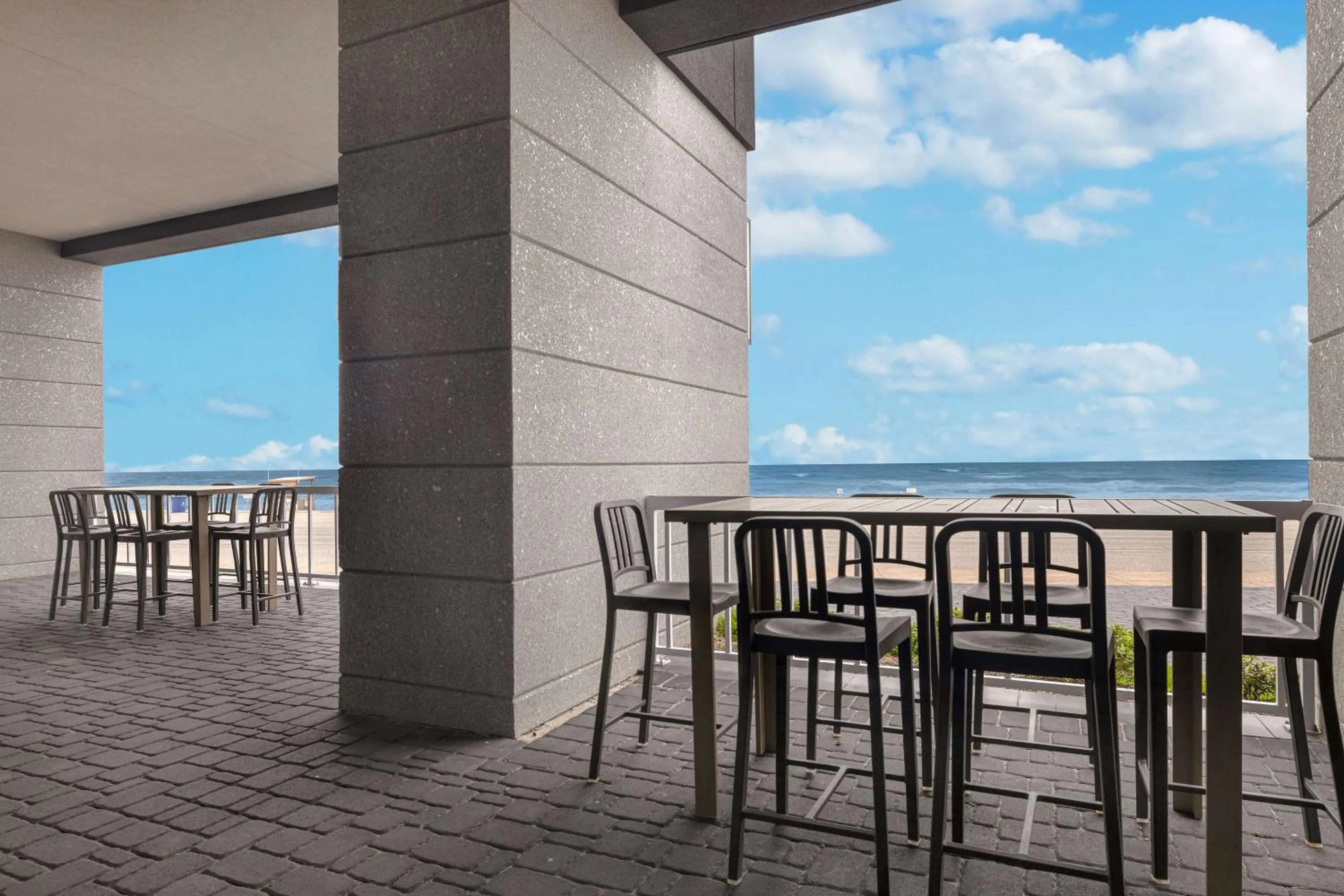 Patio in Tru By Hilton Galveston, Tx