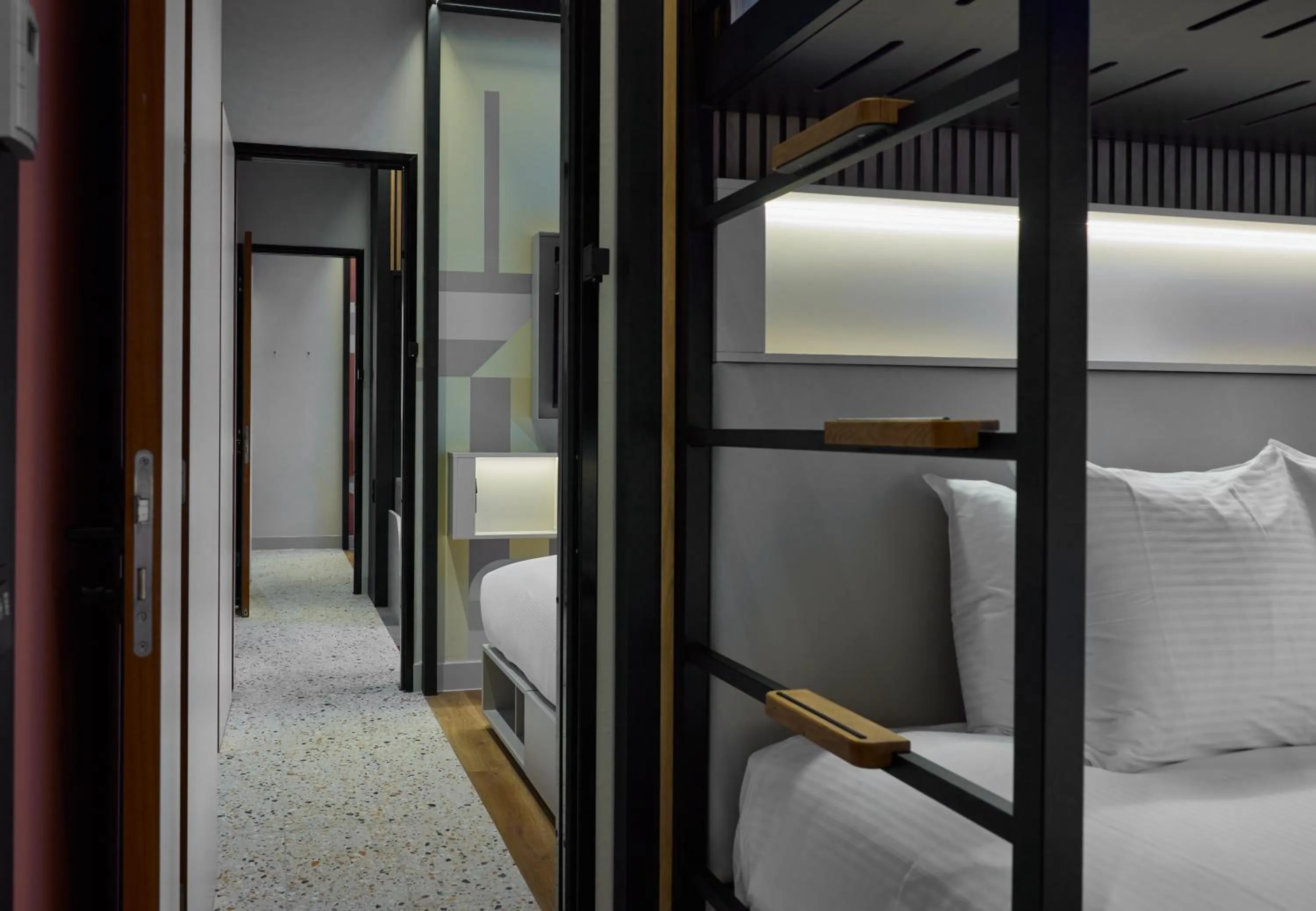 Bedroom, Bed in Motto By Hilton Rotterdam Blaak