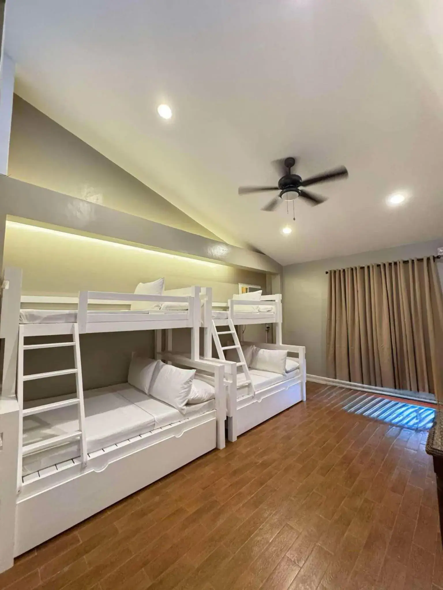 Villa in Red Coco Inn de Boracay Villa in Red Coco Inn de Boracay