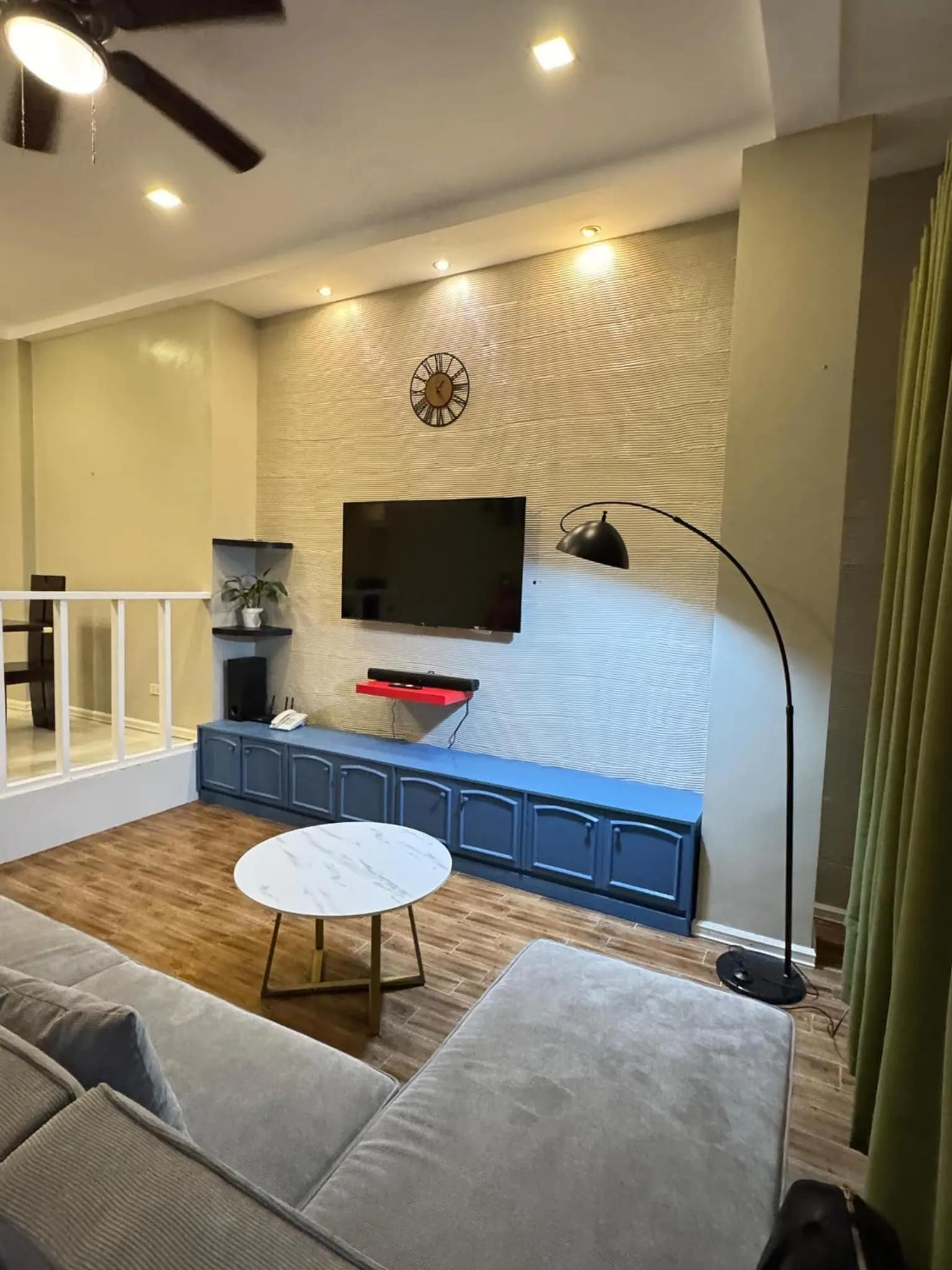 TV and multimedia in Red Coco Inn de Boracay