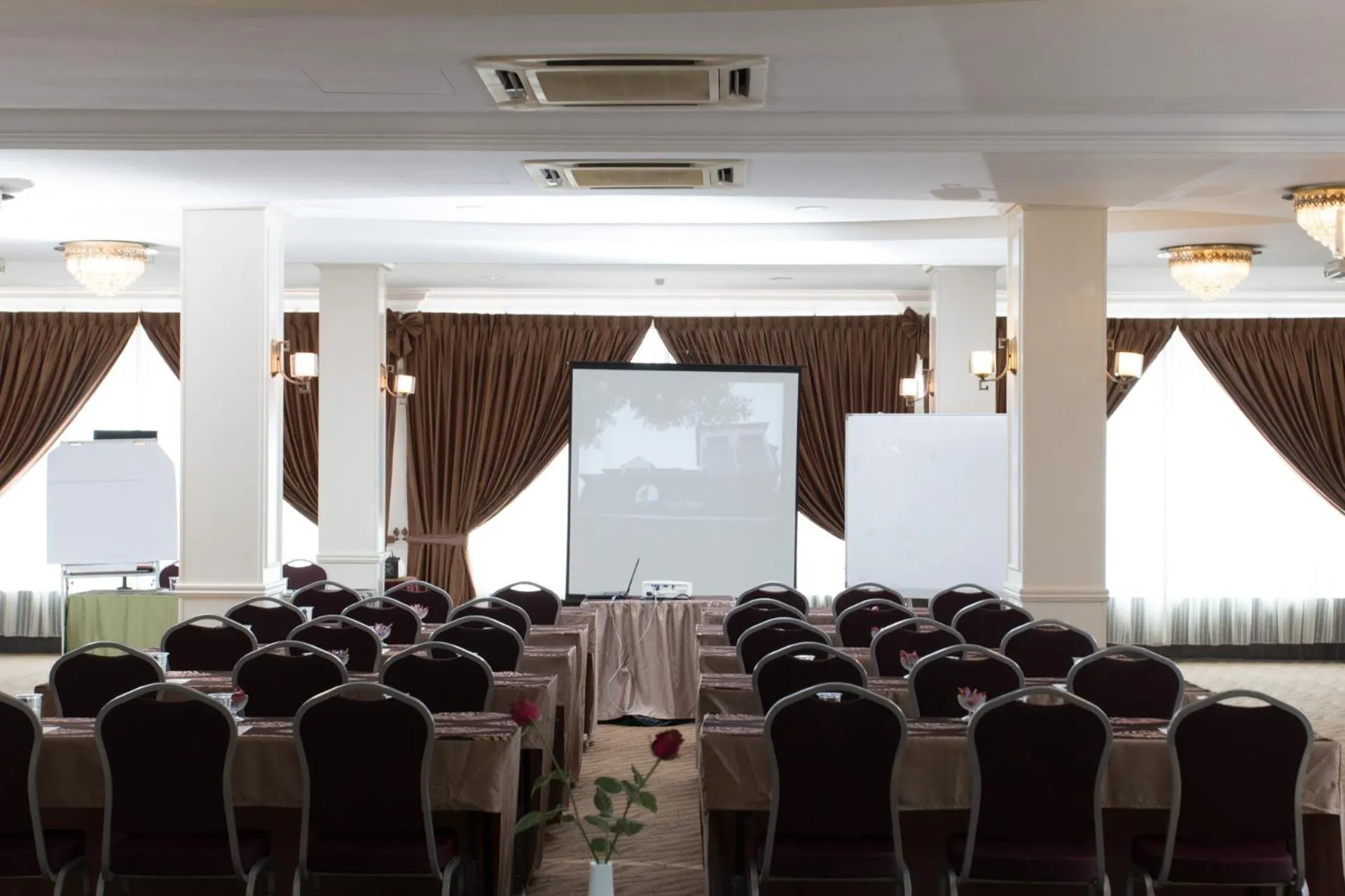 Banquet/Function facilities in Akar Beach Resort