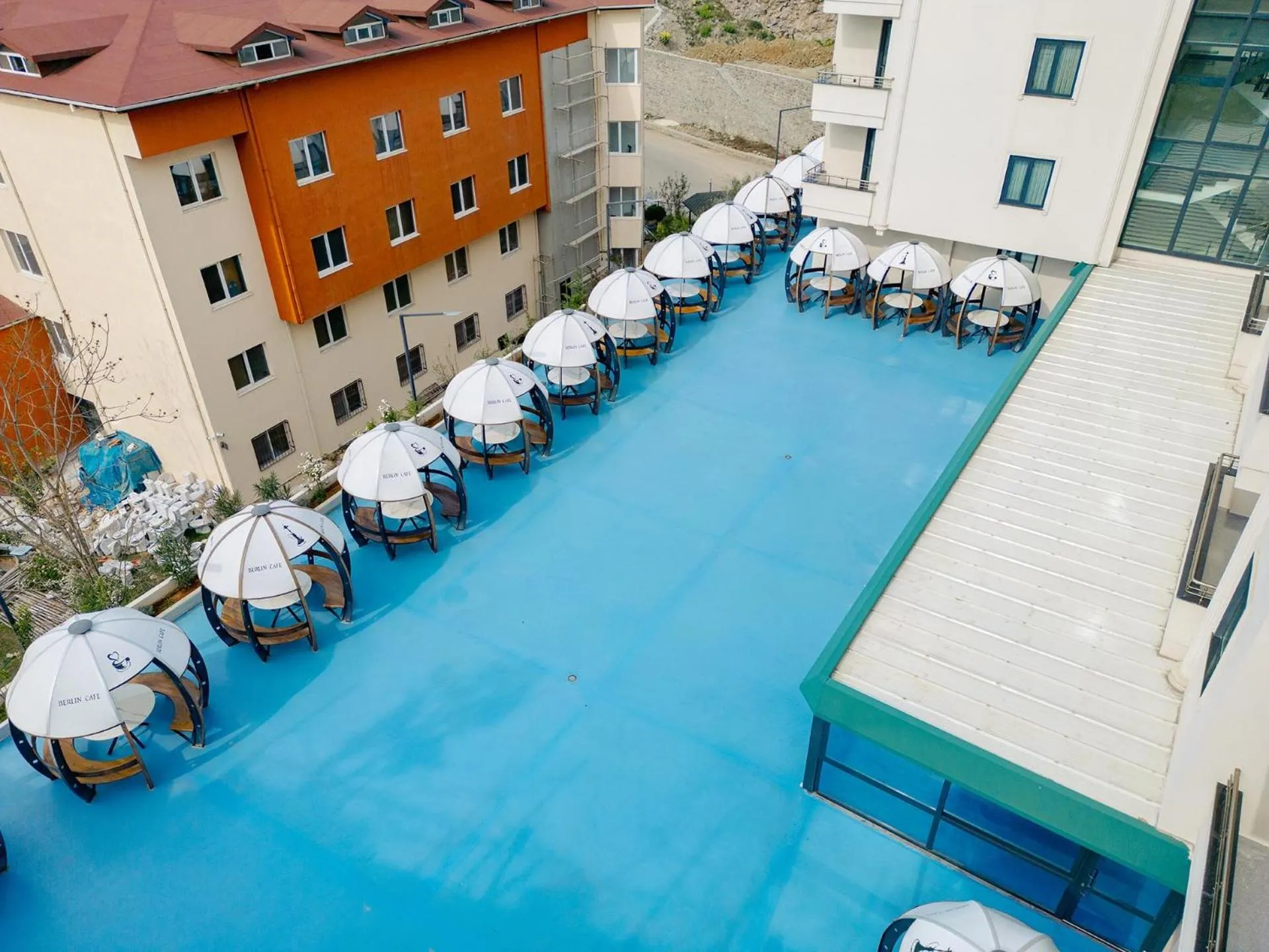 Quiet street view in Berlin Suite Hotel Trabzon