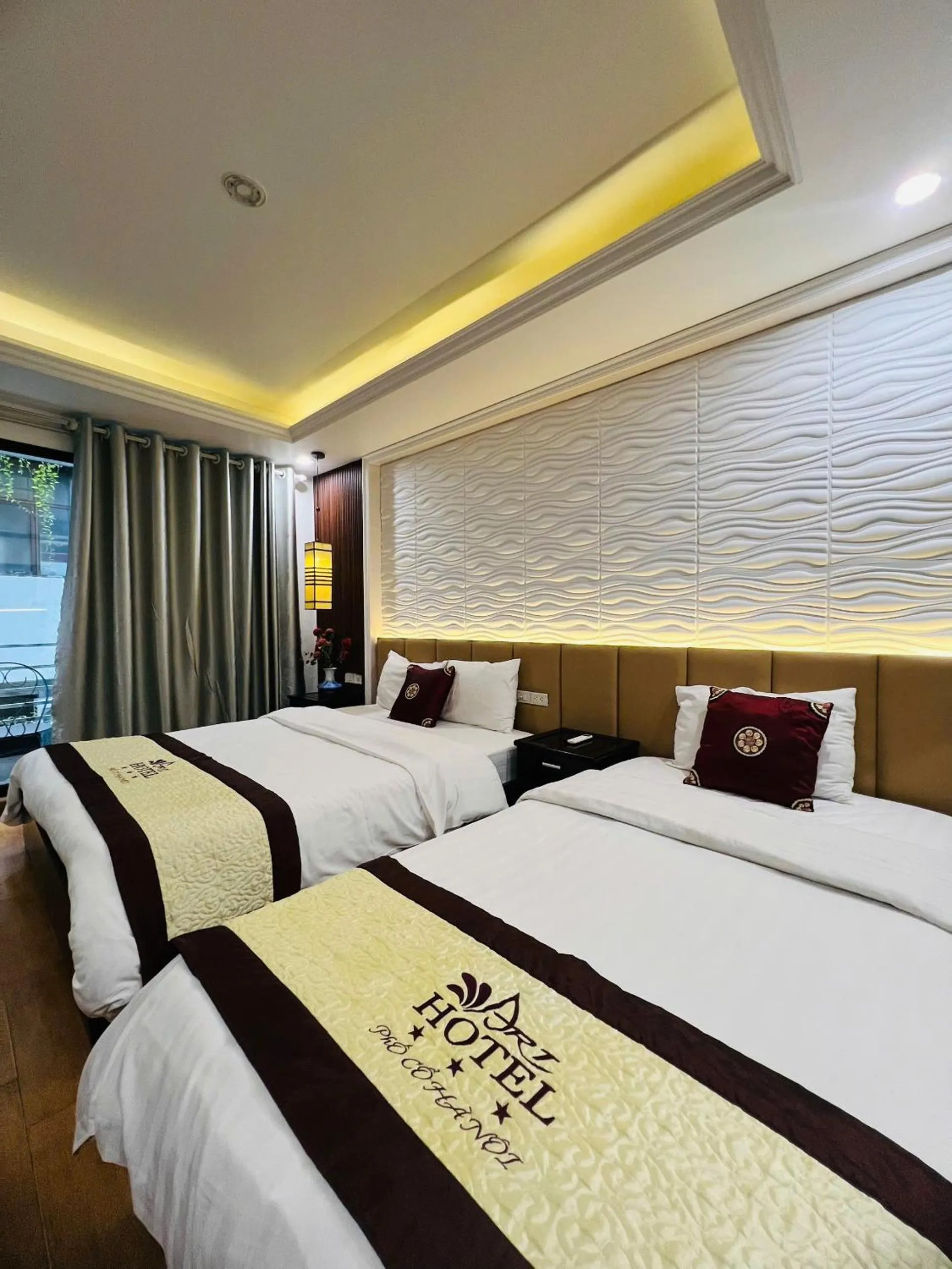 Bed in Art Hotel Ha Noi